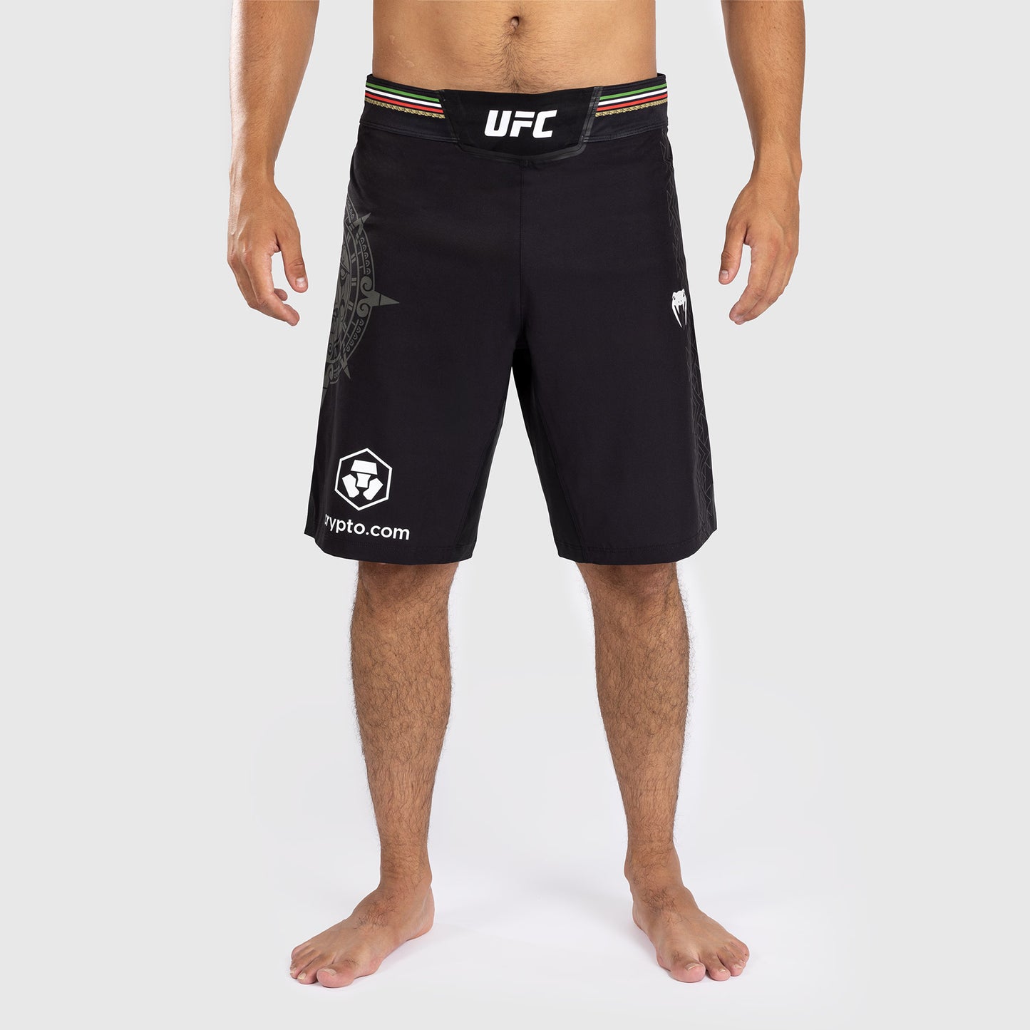 Noche UFC By Venum Authentic Men’s 파이트 쇼츠 – 롱 핏 – 블랙