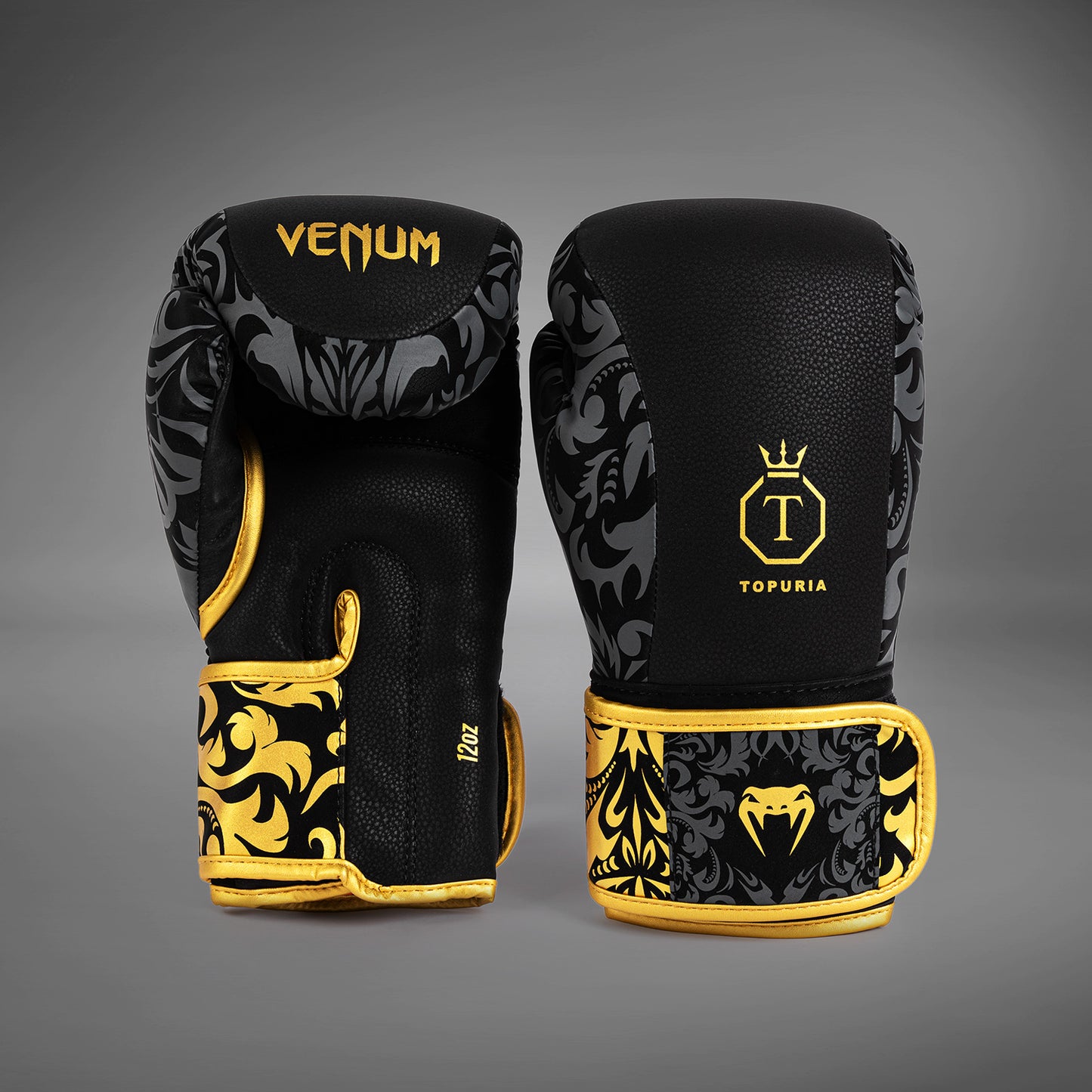Venum x Topuria Unmatched Edition 복싱 글러브 – 블랙/골드