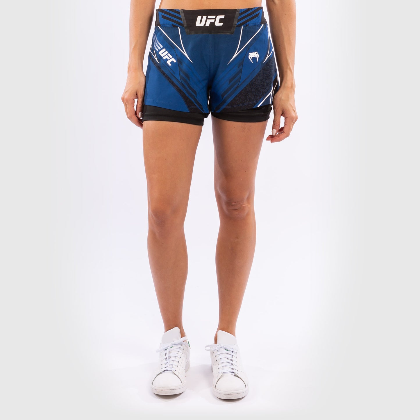 UFC Venum Authentic Fight Night 여성용 쇼츠 – 숏 핏 – 블루