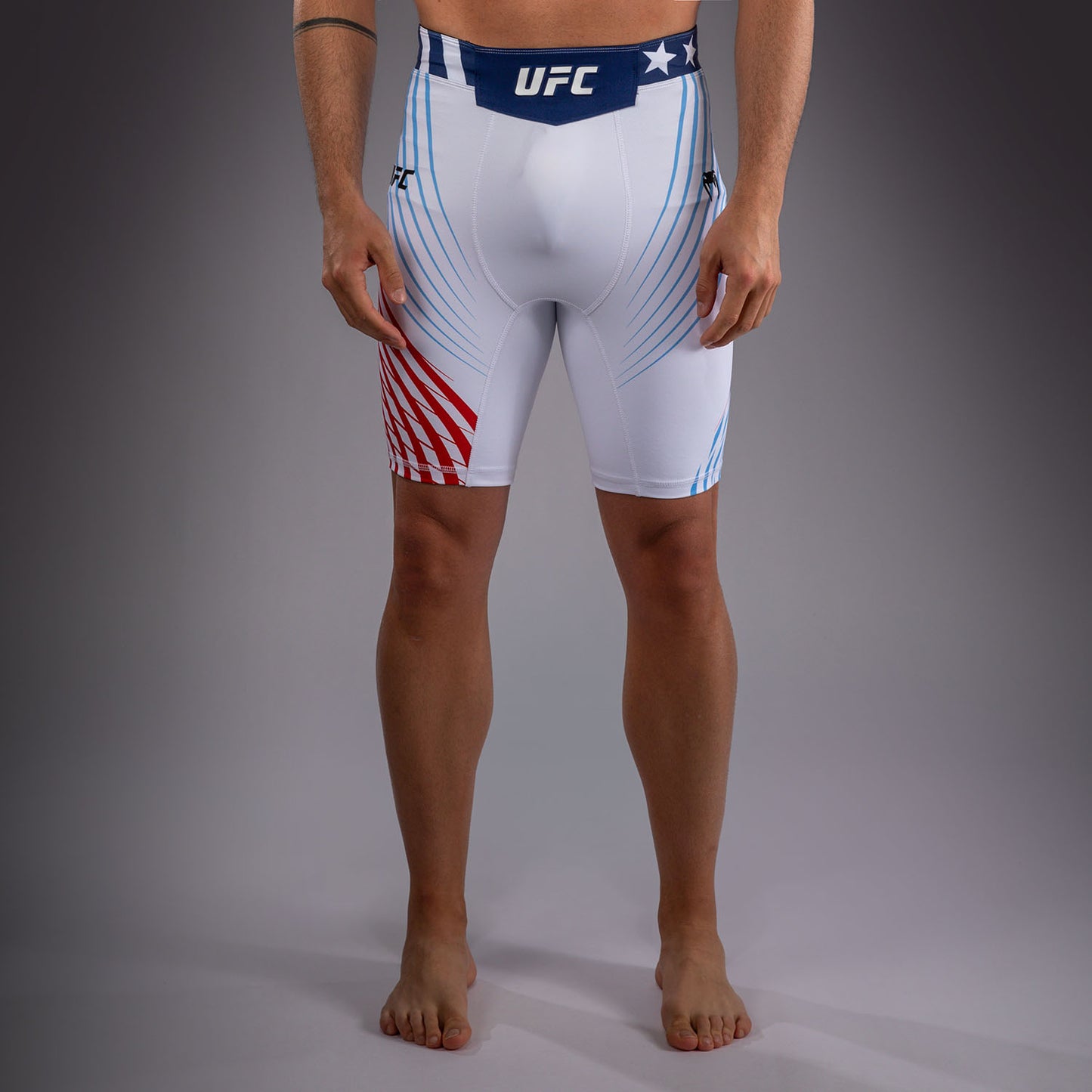 Official UFC Freedom 250 by Venum 남성용 Authentic Fight Night 발리 투도 쇼츠 - 화이트
