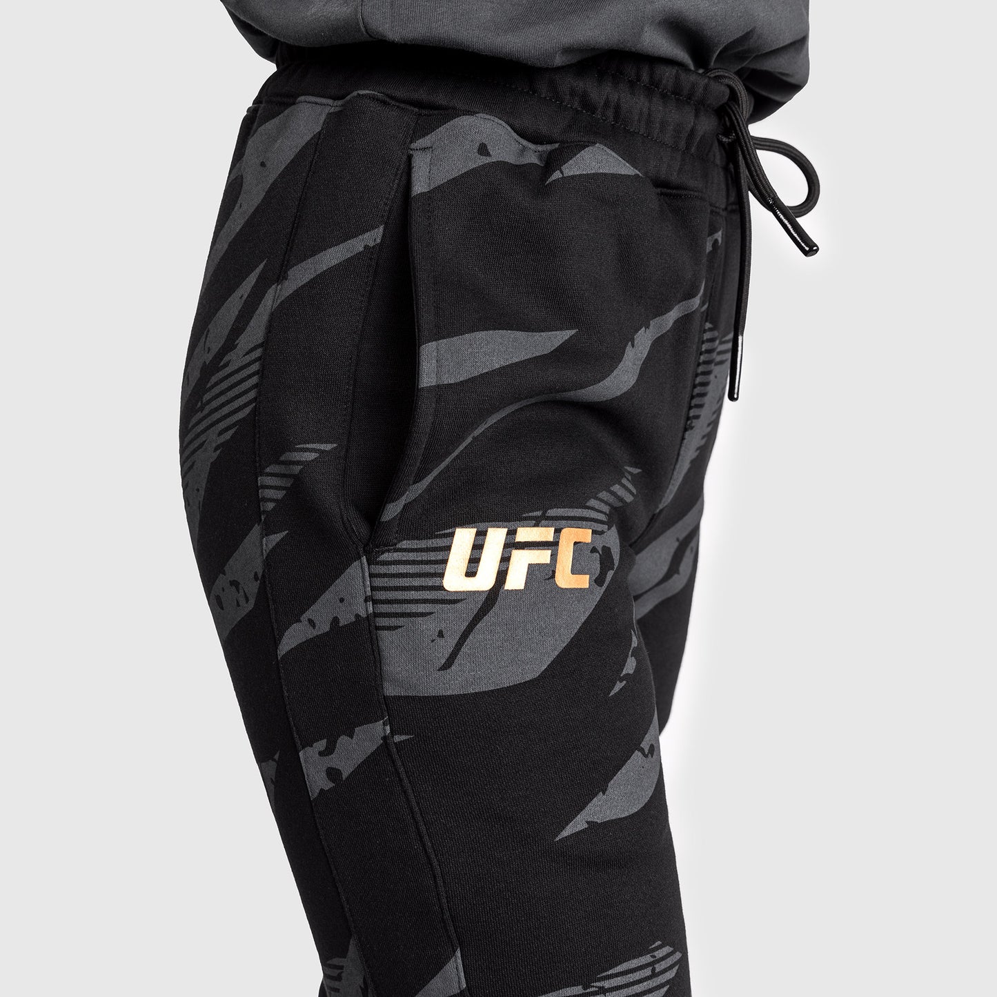 UFC Adrenaline by Venum Fight Week 여성용 코튼 팬츠 – 어반 카모