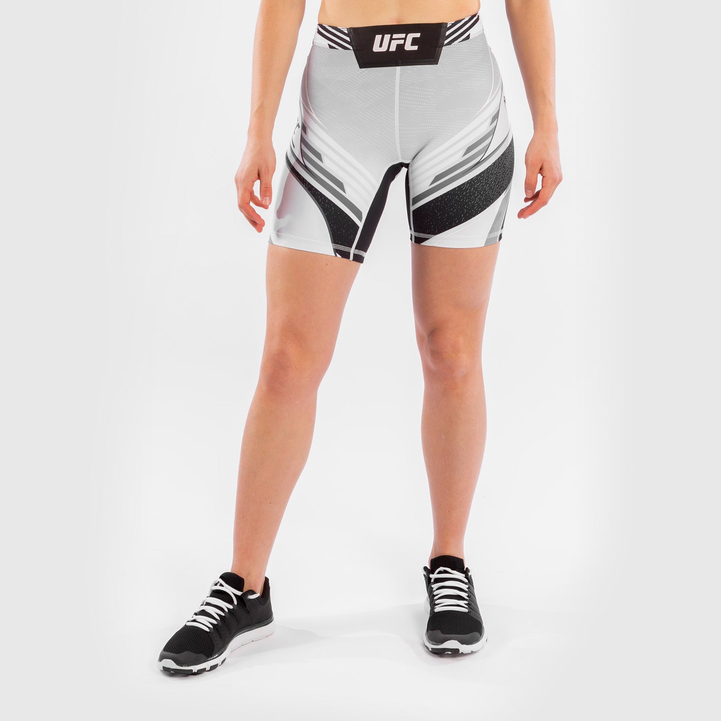 UFC Venum Authentic Fight Night 여성용 발리 투도 쇼츠 – 롱 핏 – 화이트
