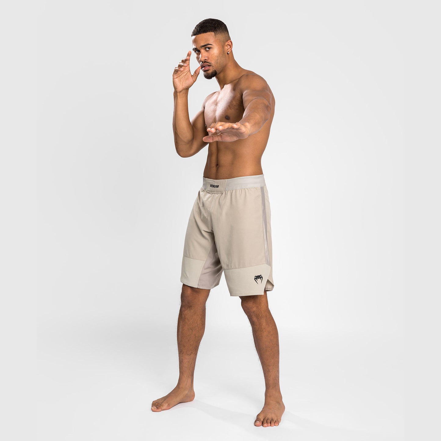Venum G-Fit Air 파이트 쇼츠 – 샌드