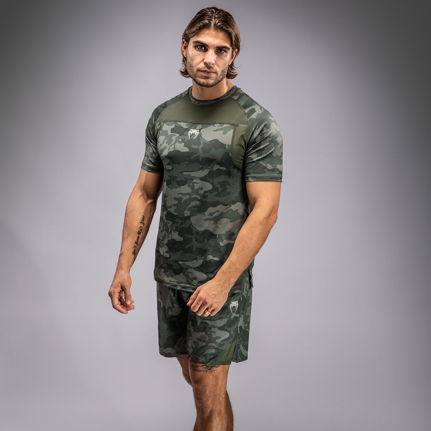 Venum G-Fit Air 남성용 드라이 테크 티셔츠 – 아미 카모