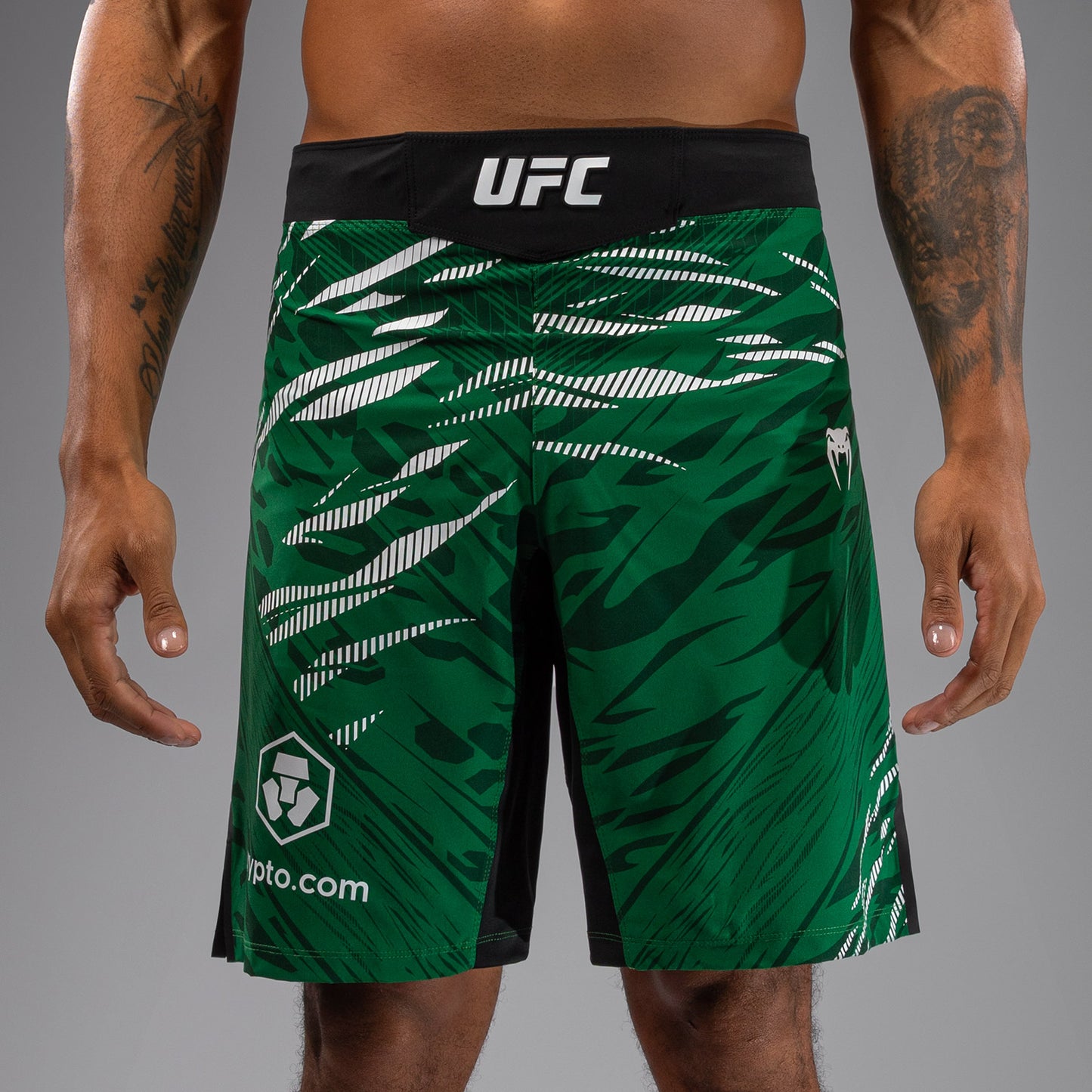 UFC Fusion by Venum Authentic Fight Night 남성용 파이트 쇼츠 – 롱 핏 – 그린