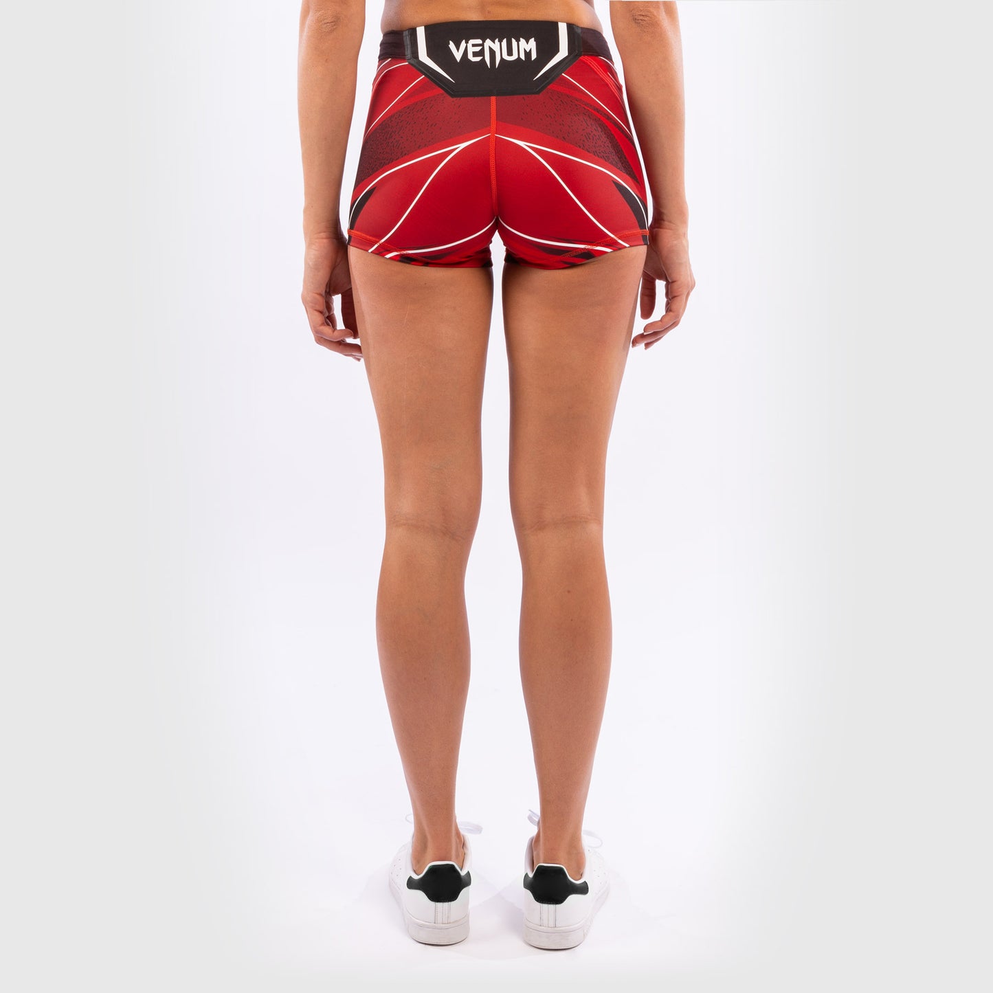 UFC Venum Authentic Fight Night 여성용 발리 투도 쇼츠 – 숏 핏 – 레드