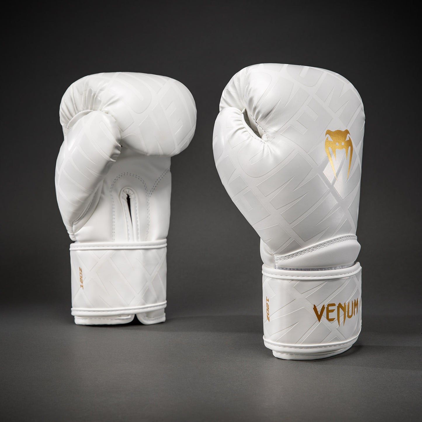 Venum Contender 1.5 XT 3D 복싱 글러브 - 화이트/골드