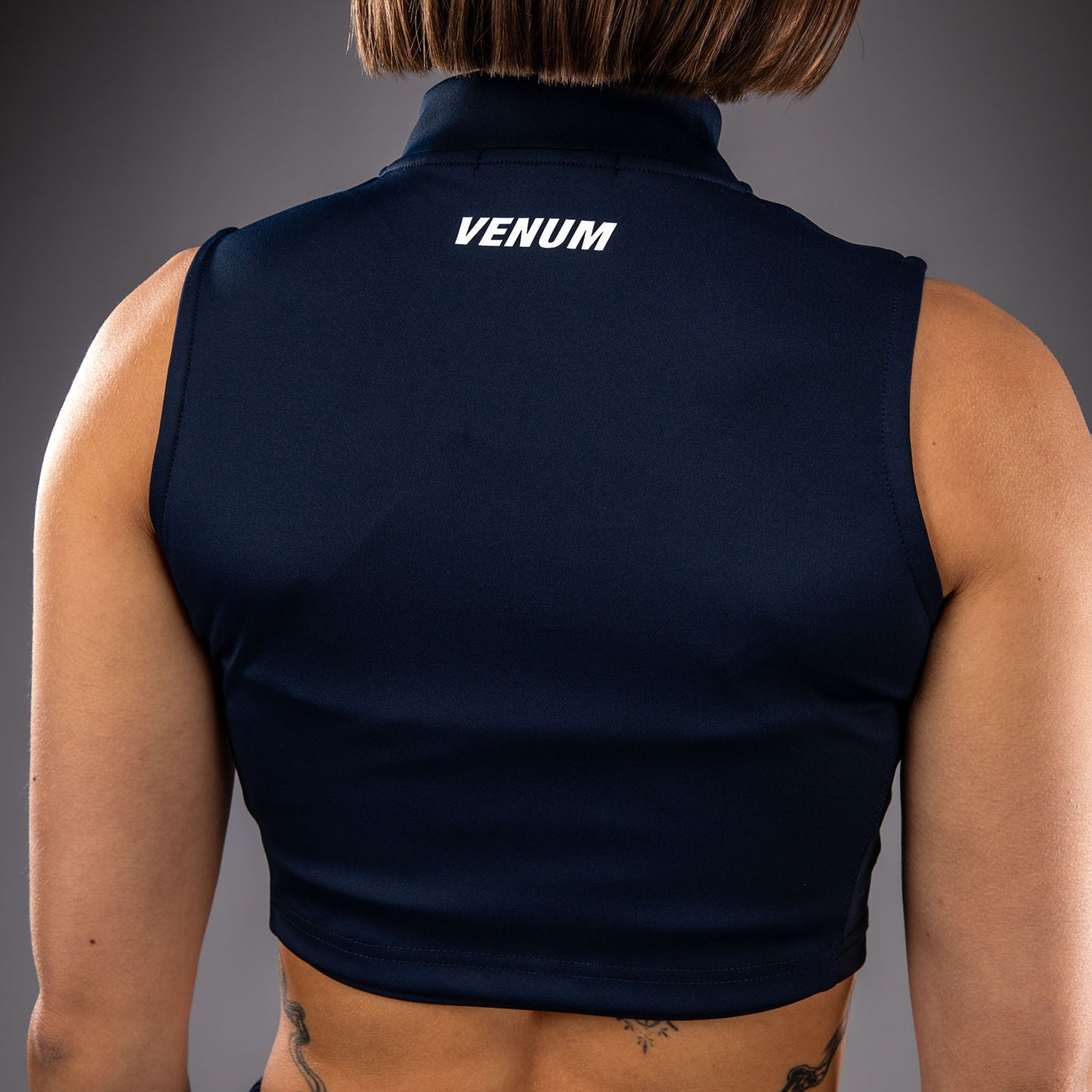 Venum Sculpt Shape 여성용 크롭 탑 – 네이비 블루