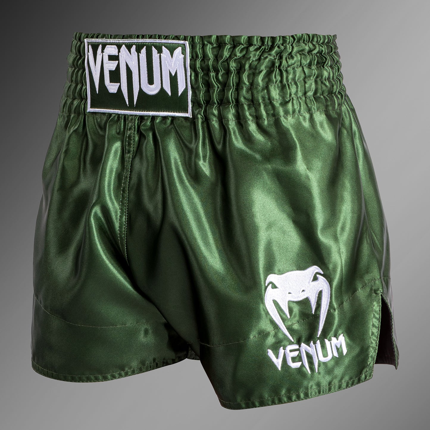 Venum Classic 무에타이 쇼츠 – 카키/화이트