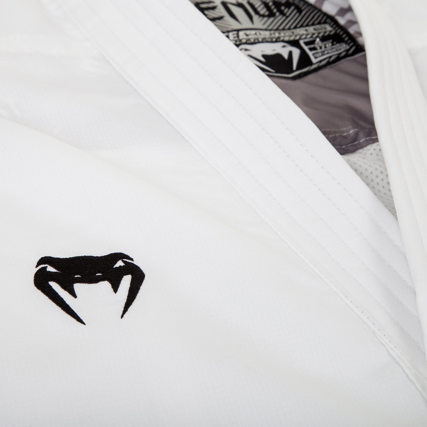 Venum Elite Kumite 가라테 도복 – 화이트