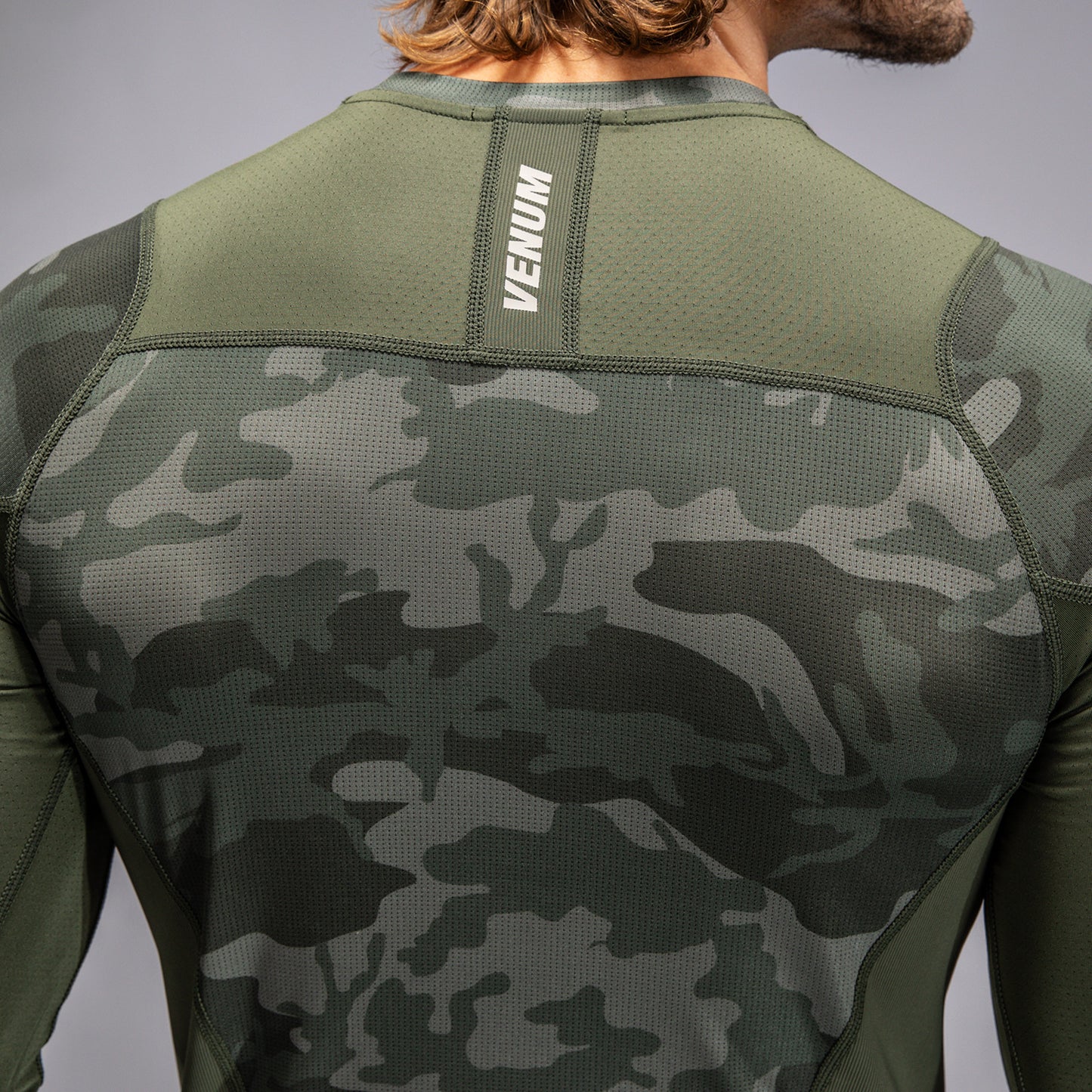 Venum G-Fit Air 남성용 긴팔 래쉬가드 – 아미 카모