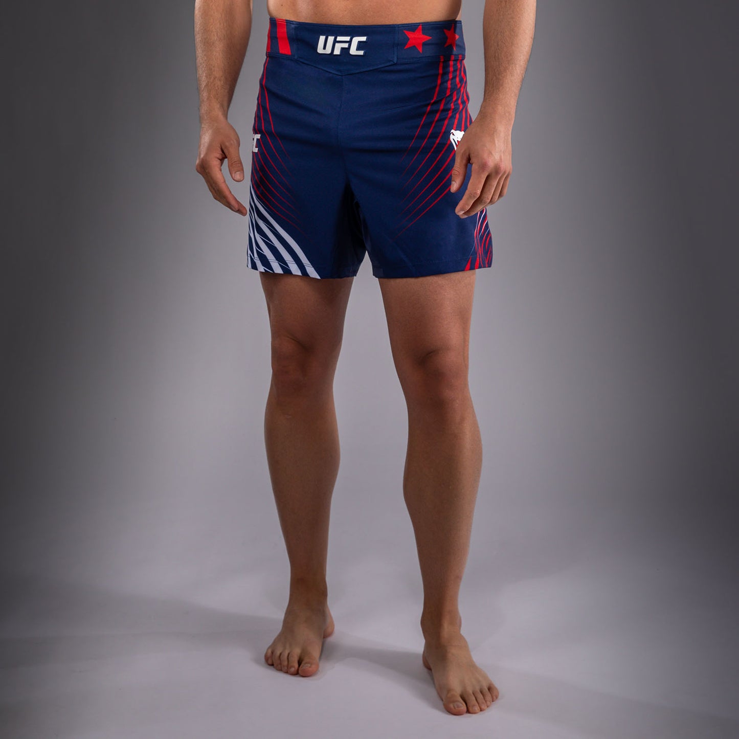 Official UFC Freedom 250 by Venum 남성용 Authentic Fight Night 파이트 쇼츠 쇼트 핏 - 블루