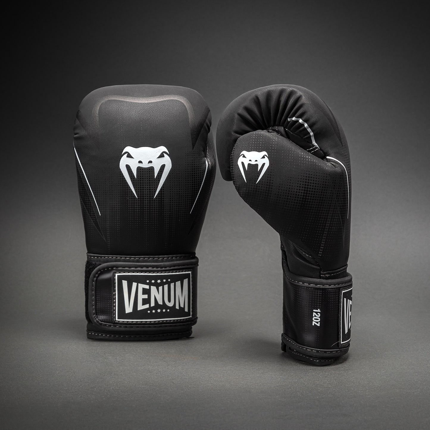 Venum Stealth 복싱 글러브 – 블랙/화이트