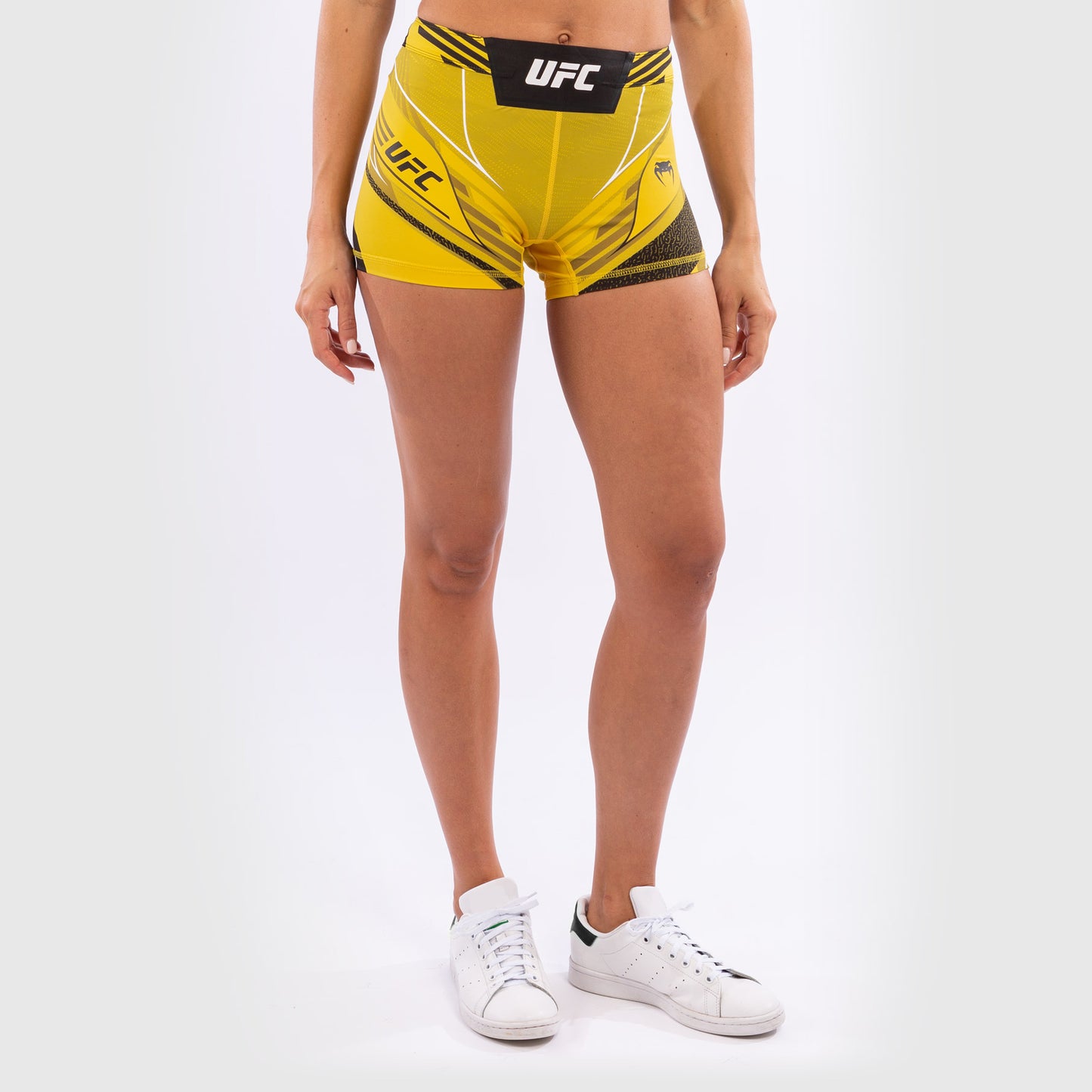 UFC Venum Authentic Fight Night 여성용 발리 투도 쇼츠 – 숏 핏 – 옐로우
