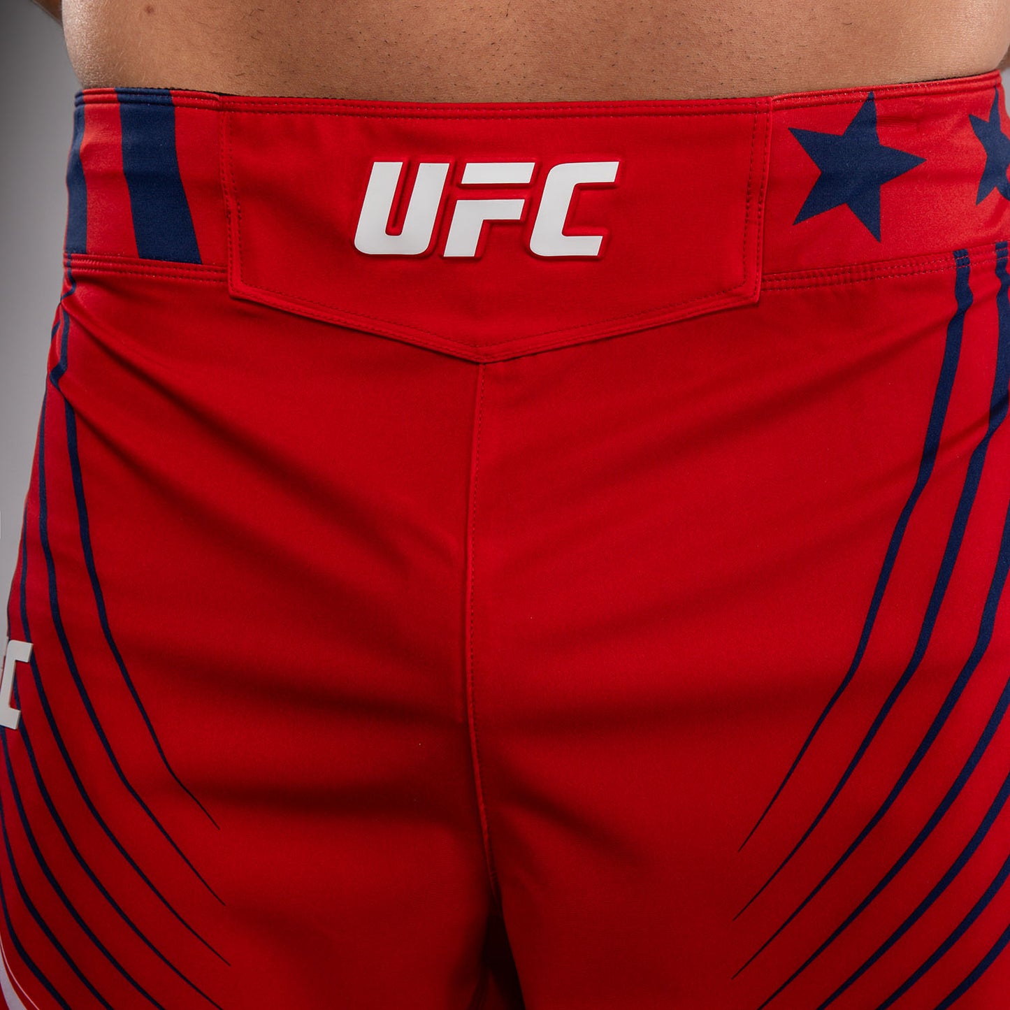 Official UFC Freedom 250 by Venum 남성용 Authentic Fight Night 파이트 쇼츠 쇼트 핏 - 레드