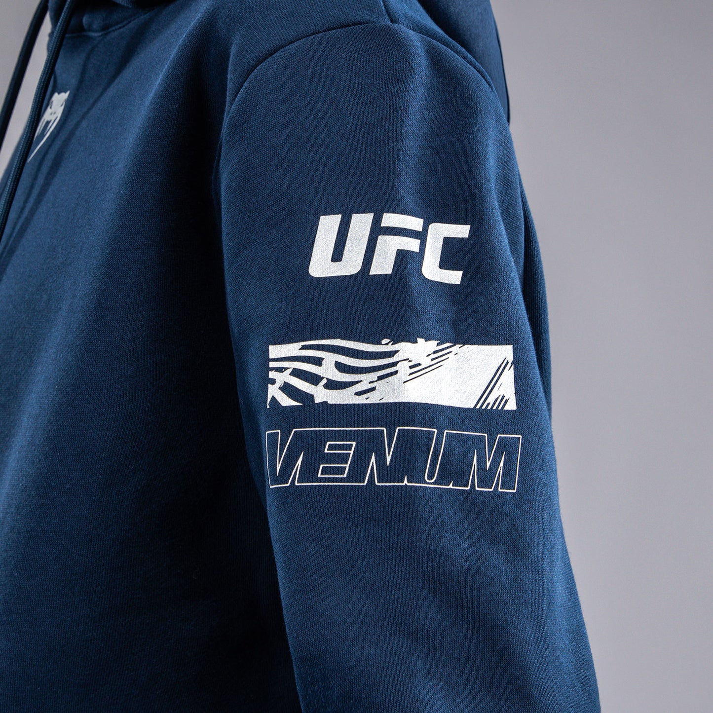 UFC Fusion by Venum Fight Week 여성용 풀오버 후디 – 솔리드 오션릭 블루