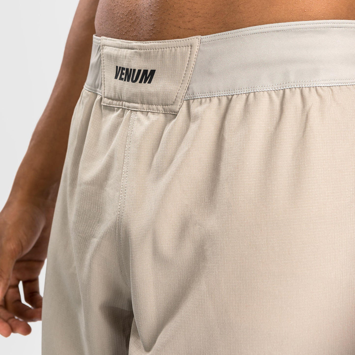 Venum G-Fit Air 파이트 쇼츠 – 샌드