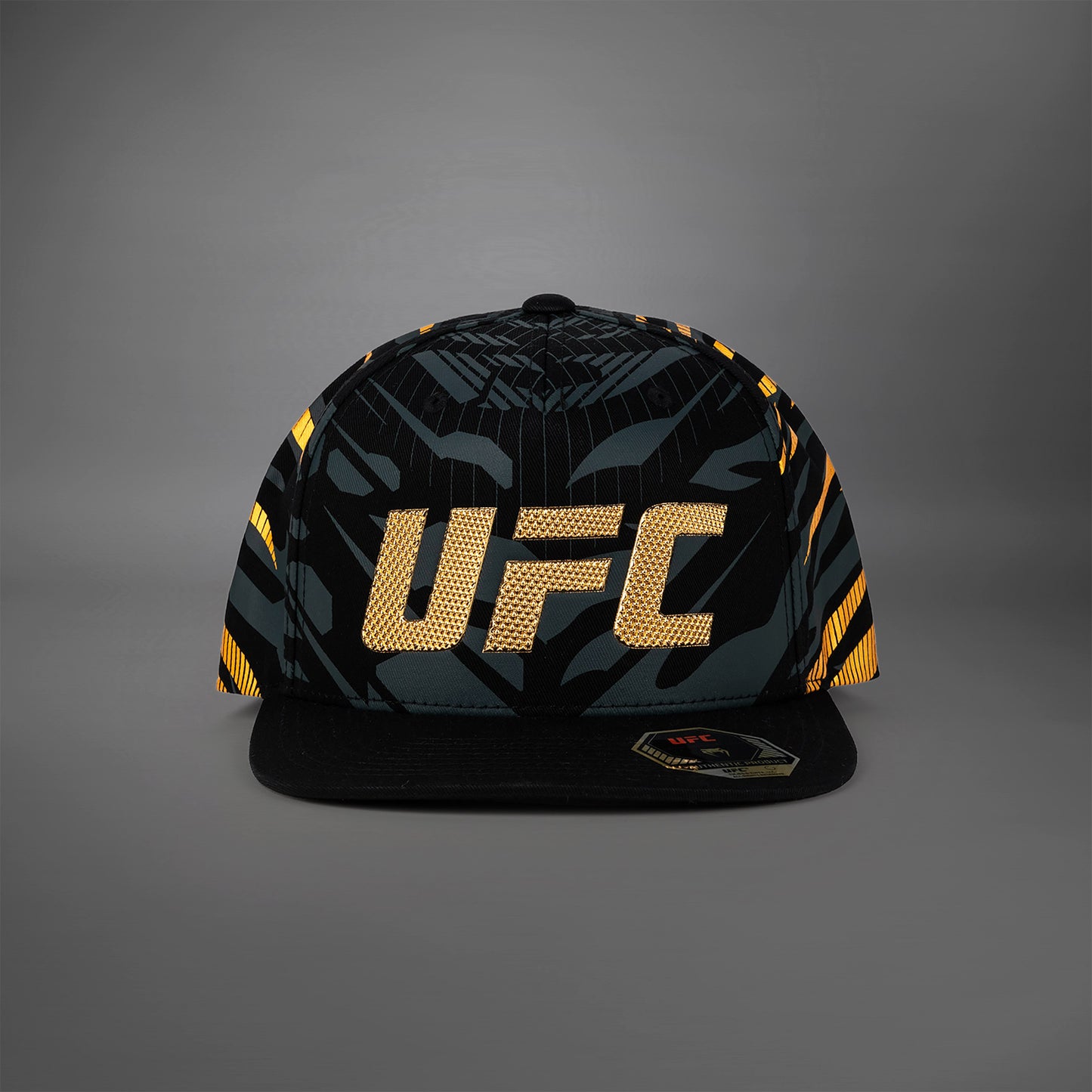 UFC Fusion by Venum Authentic Fight Night 스포츠 캡 – 챔피언