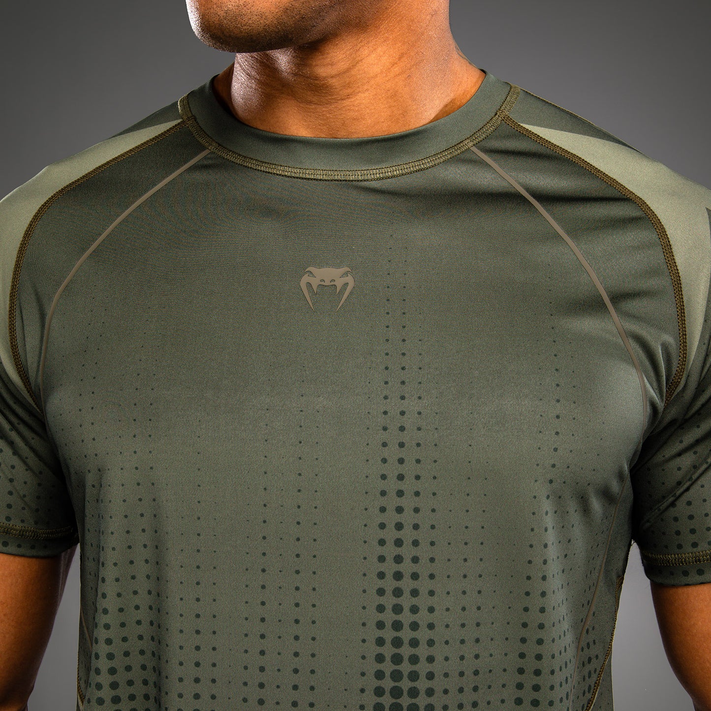 Venum Stealth 드라이 테크 카키/다크 그린