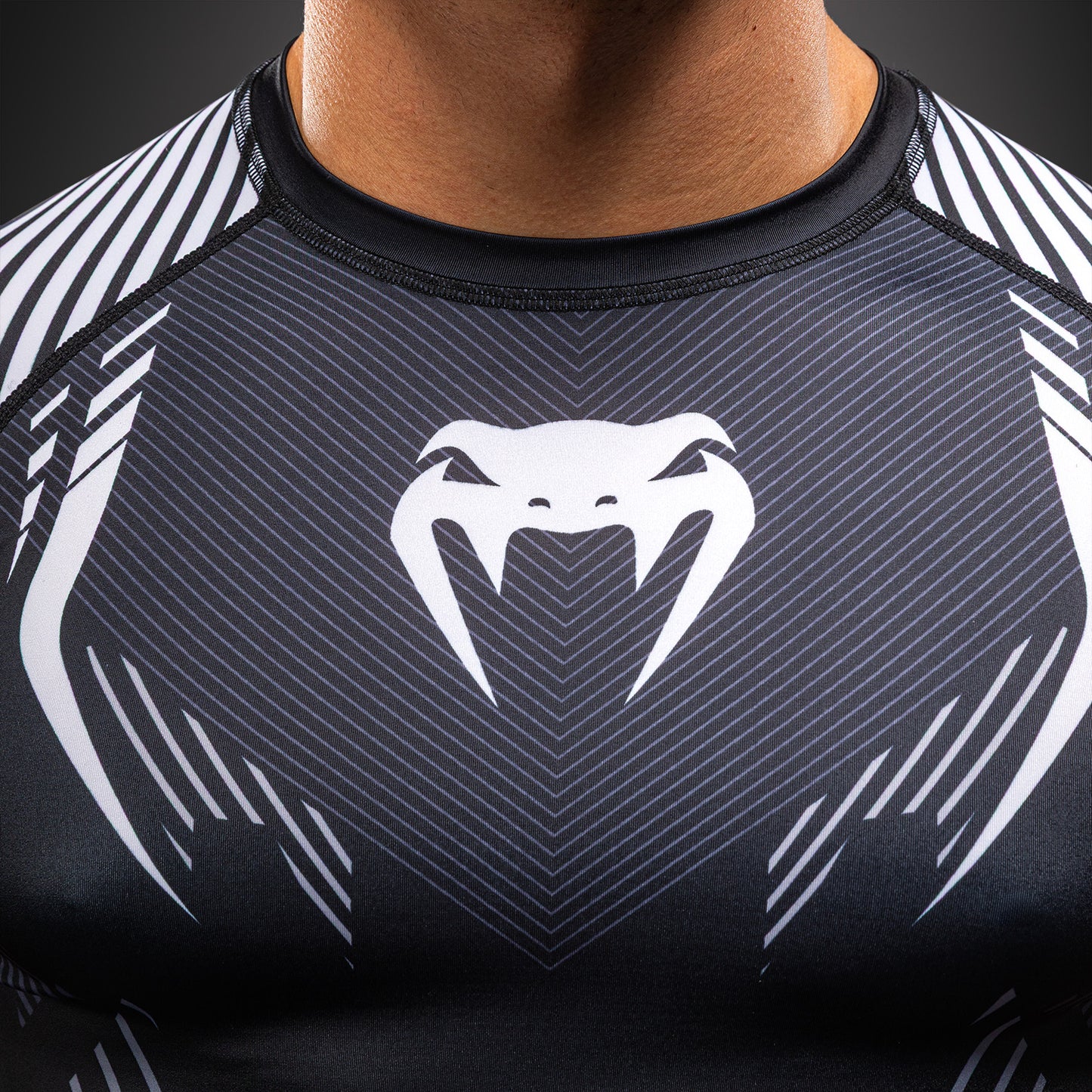 NO-GI 6.0 반팔 래쉬가드 블랙/화이트