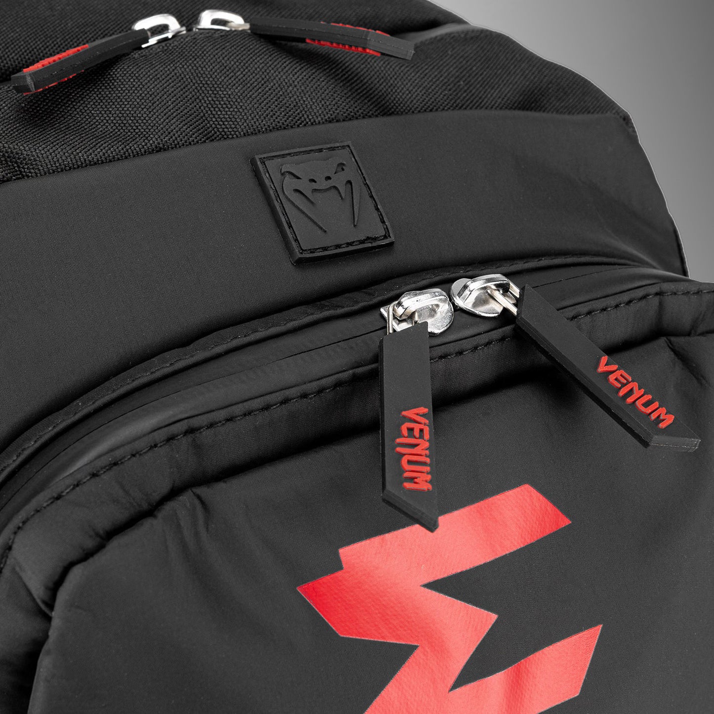 Venum Challenger Pro Evo 백팩 (20-25L) – 블랙/레드