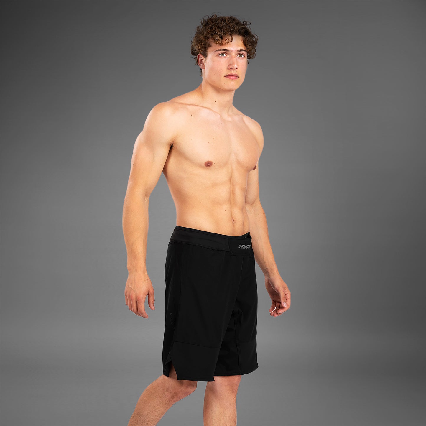 Venum G-Fit Air 파이트 쇼츠 – 블랙