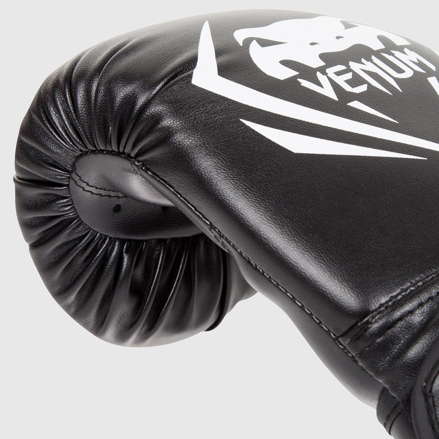 Venum Contender 복싱 글러브
