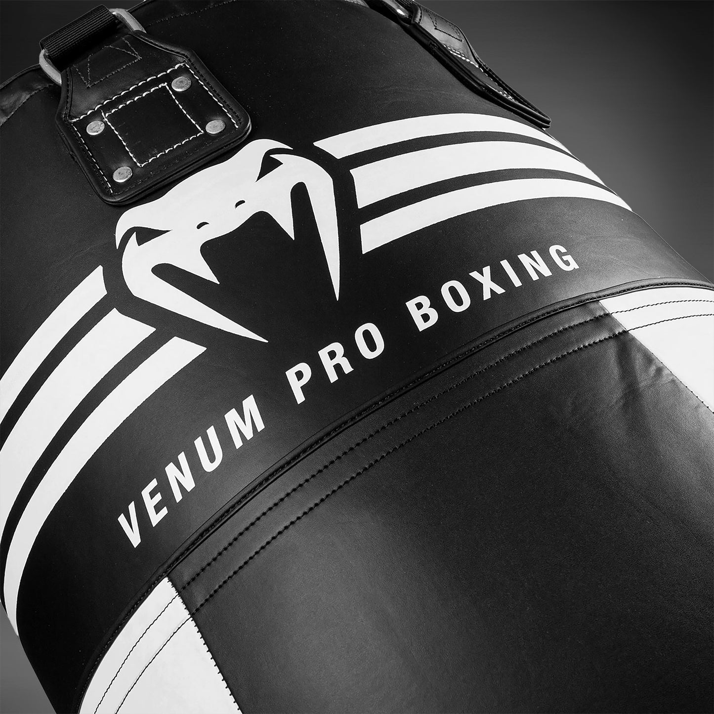 Venum T-Shape 샌드백