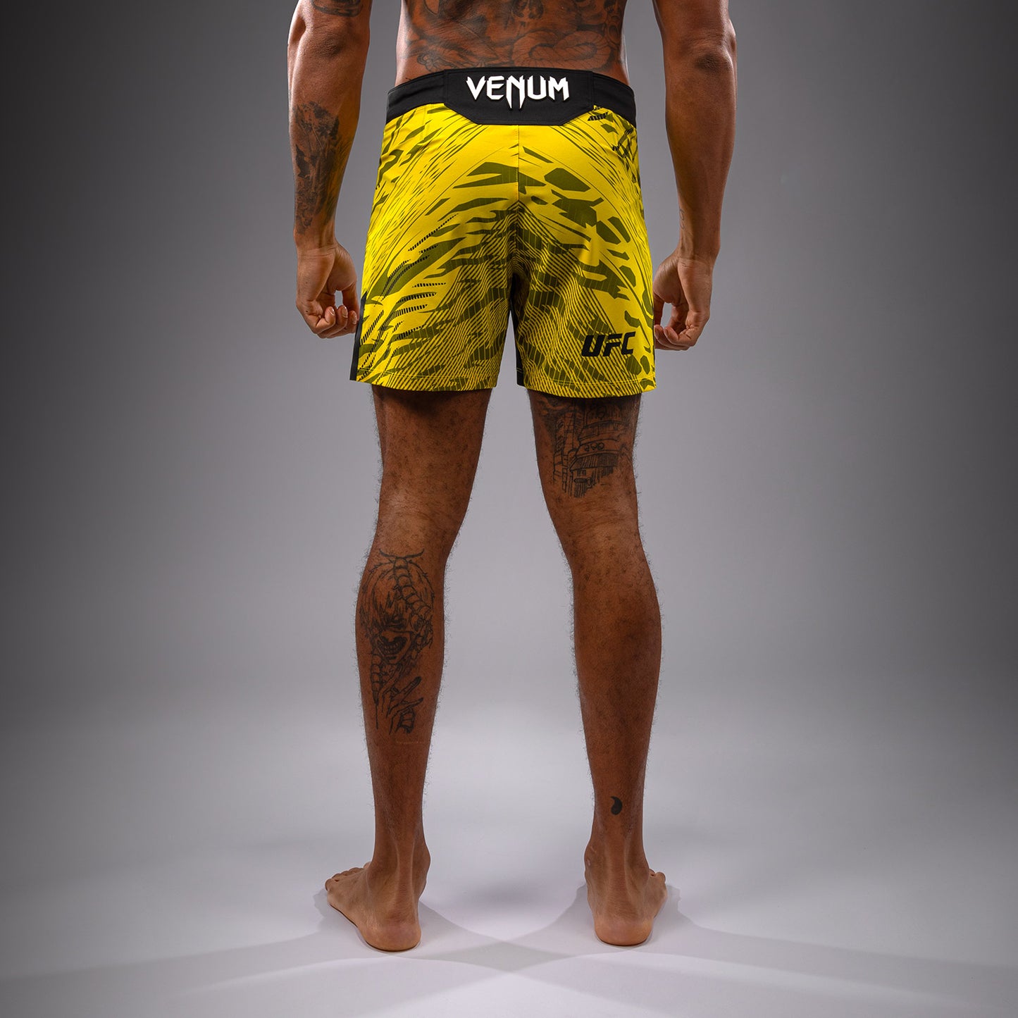 UFC Fusion by Venum Authentic Fight Night 남성용 파이트 쇼츠 – 숏 핏 – 옐로우