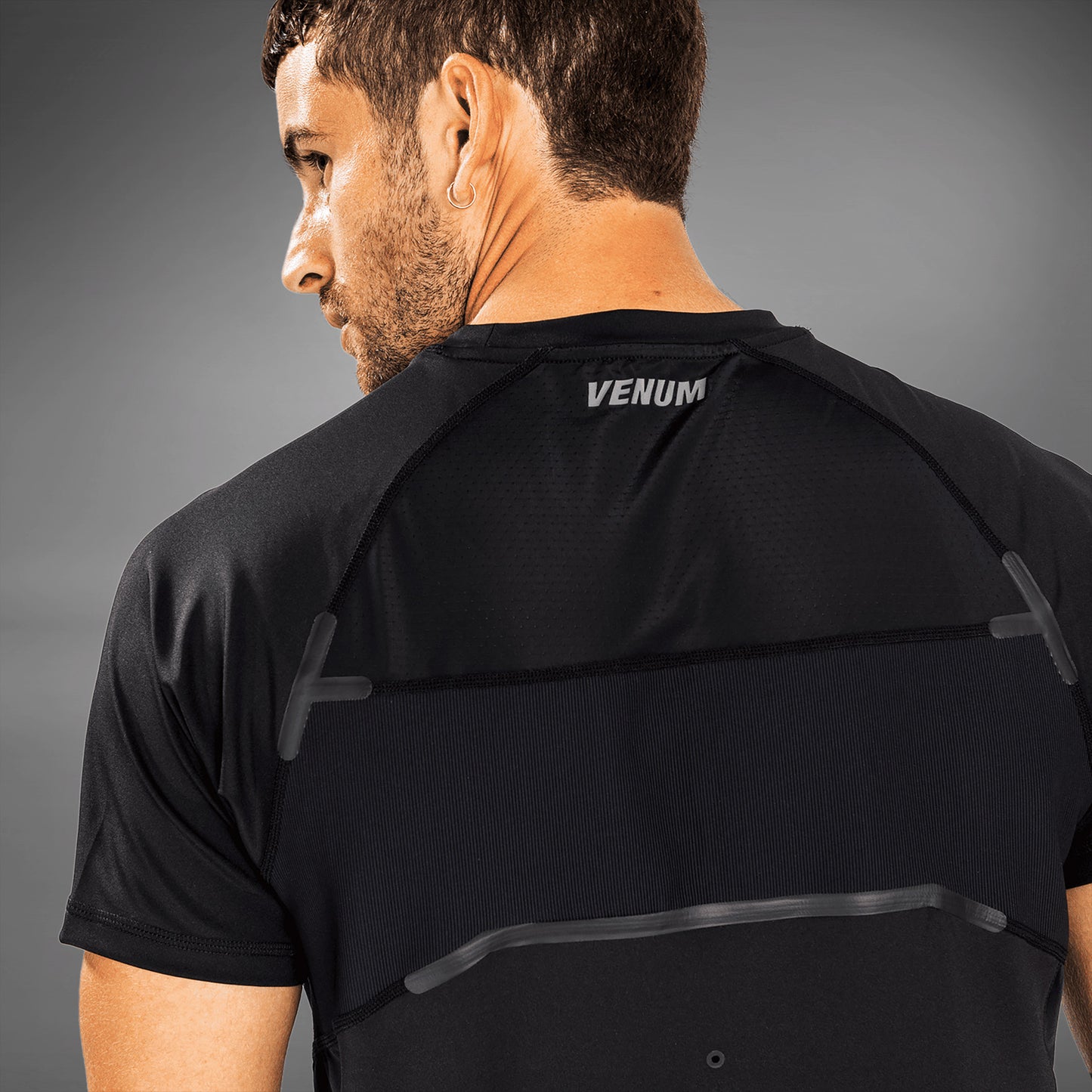 Venum G-Fit 에어 드라이 테크 티셔츠 – 블랙