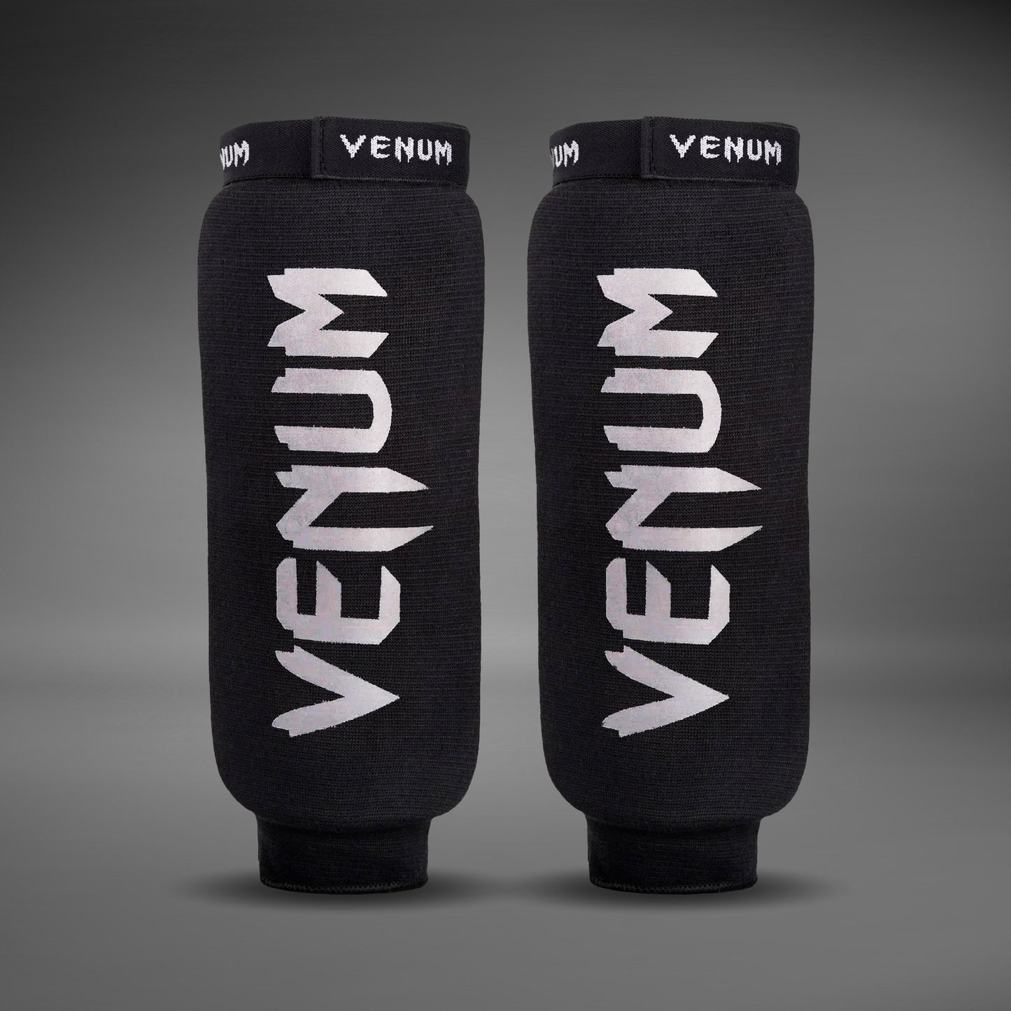 Venum Kontact 정강이 보호대 풋 없음 – 블랙