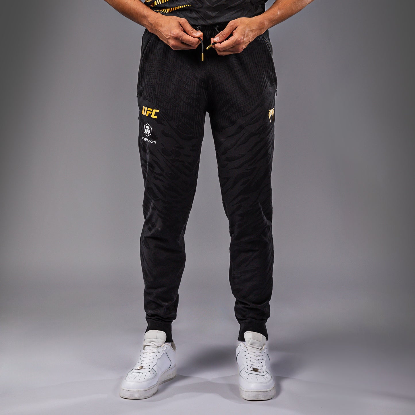 UFC Fusion by Venum Authentic Fight Night 남성용 워크아웃 팬츠 – 챔피언