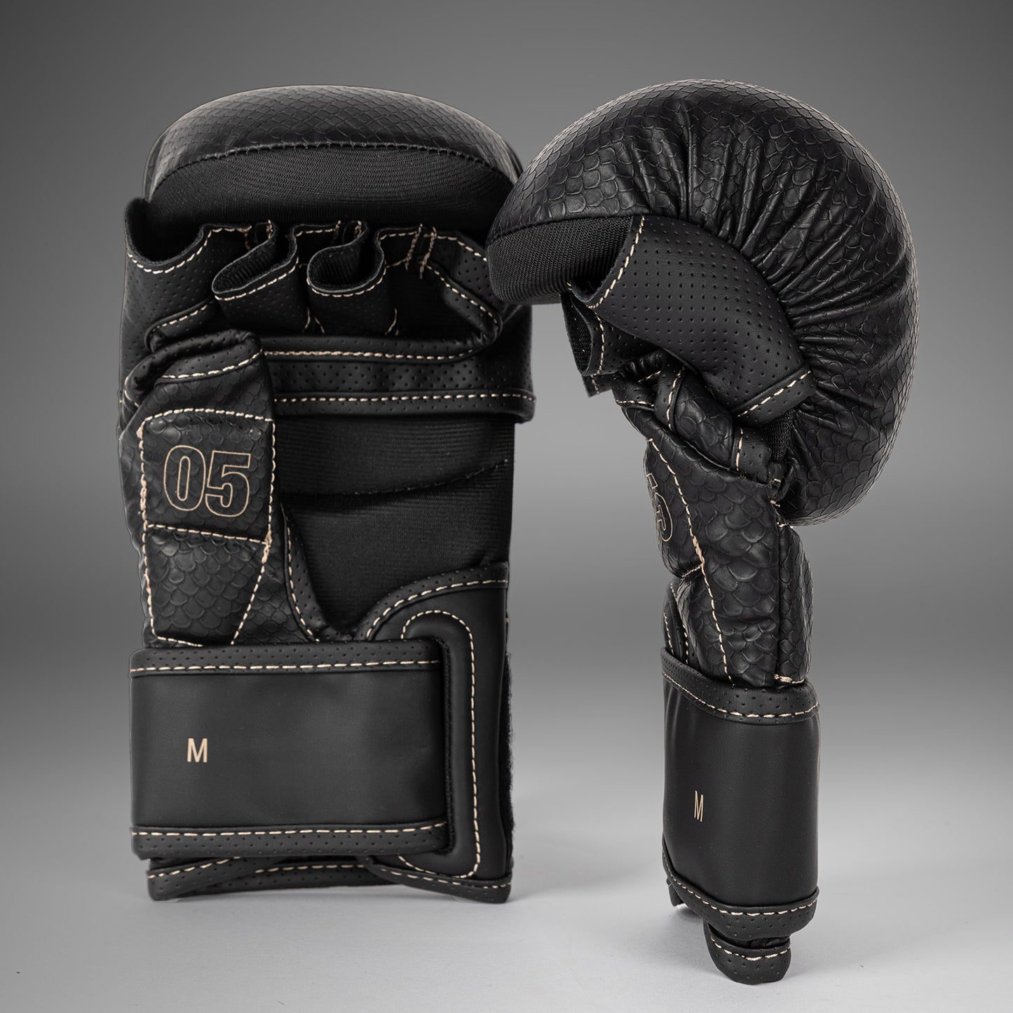Venum Impact Evo Scales MMA 스파링 글러브 – 블랙