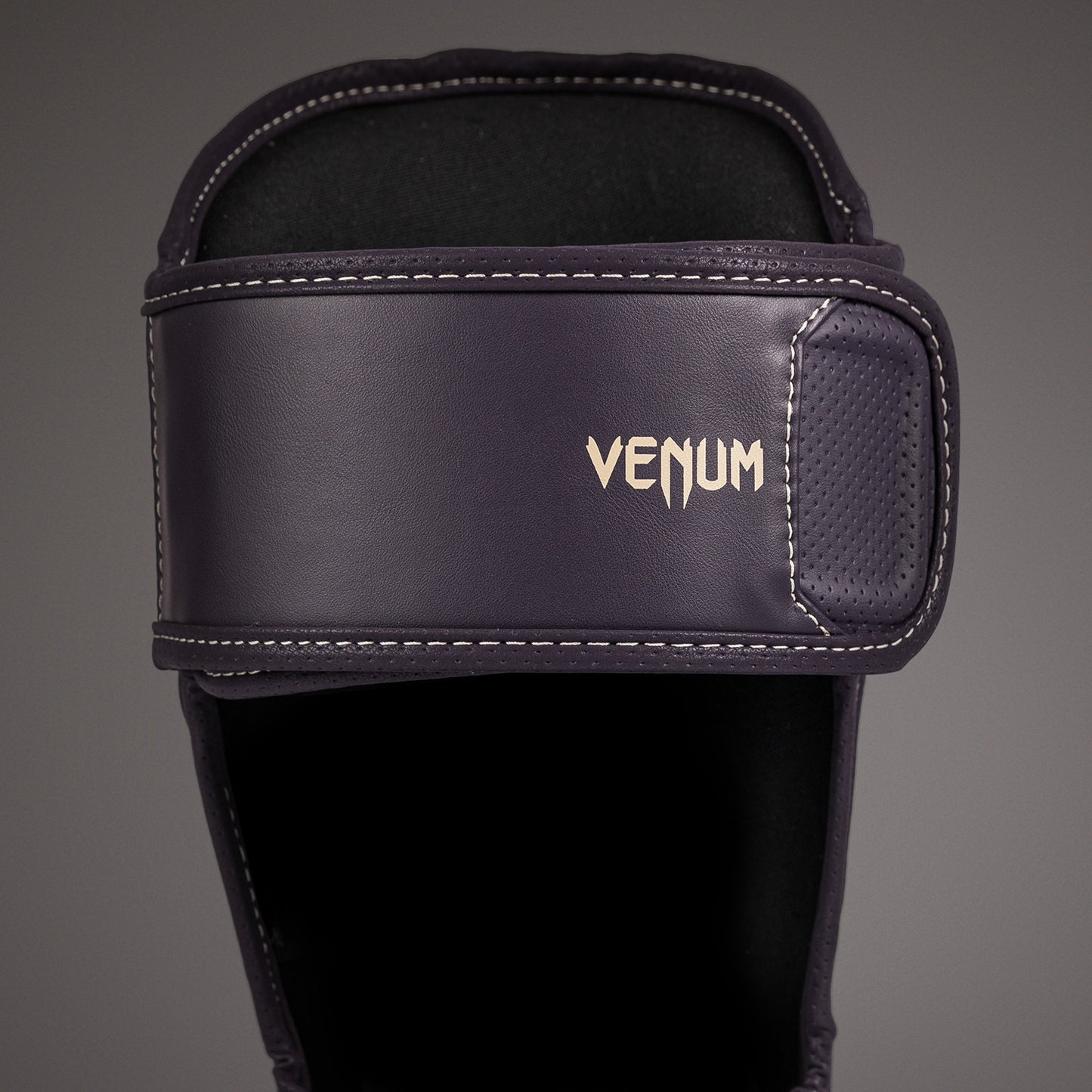 Venum Impact Evo 정강이 보호대 – 다크 퍼플