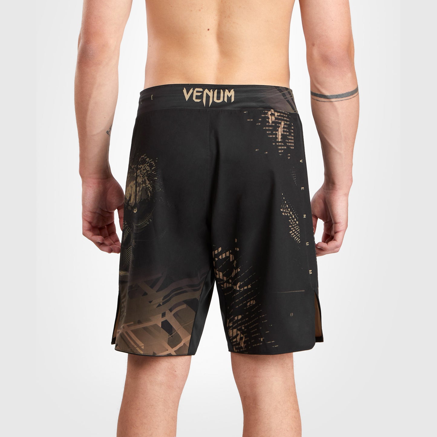 Venum Gorilla Jungle 파이트 쇼츠 – 블랙/샌드
