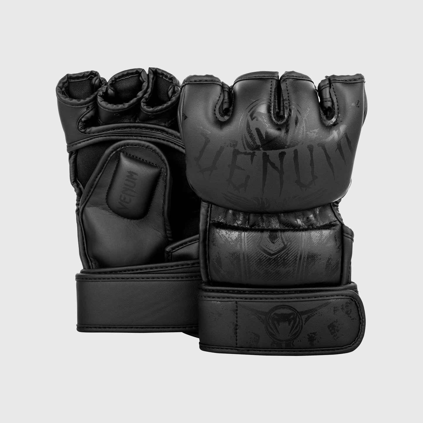 Venum Gladiator 3.0 MMA 글러브 – 매트 블랙