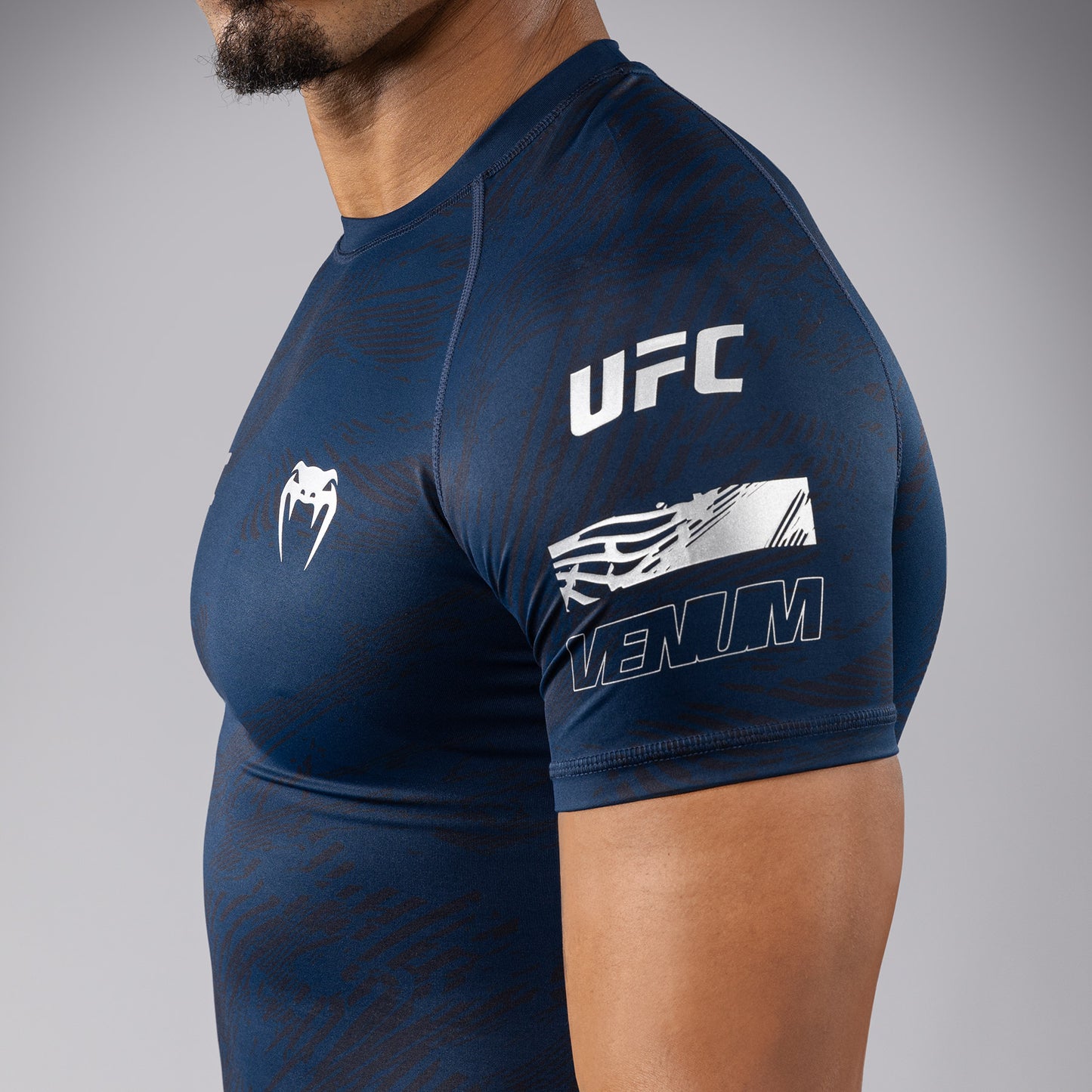UFC Fusion by Venum Fight Week 남성용 퍼포먼스 반팔 래쉬가드 – 오션 그린