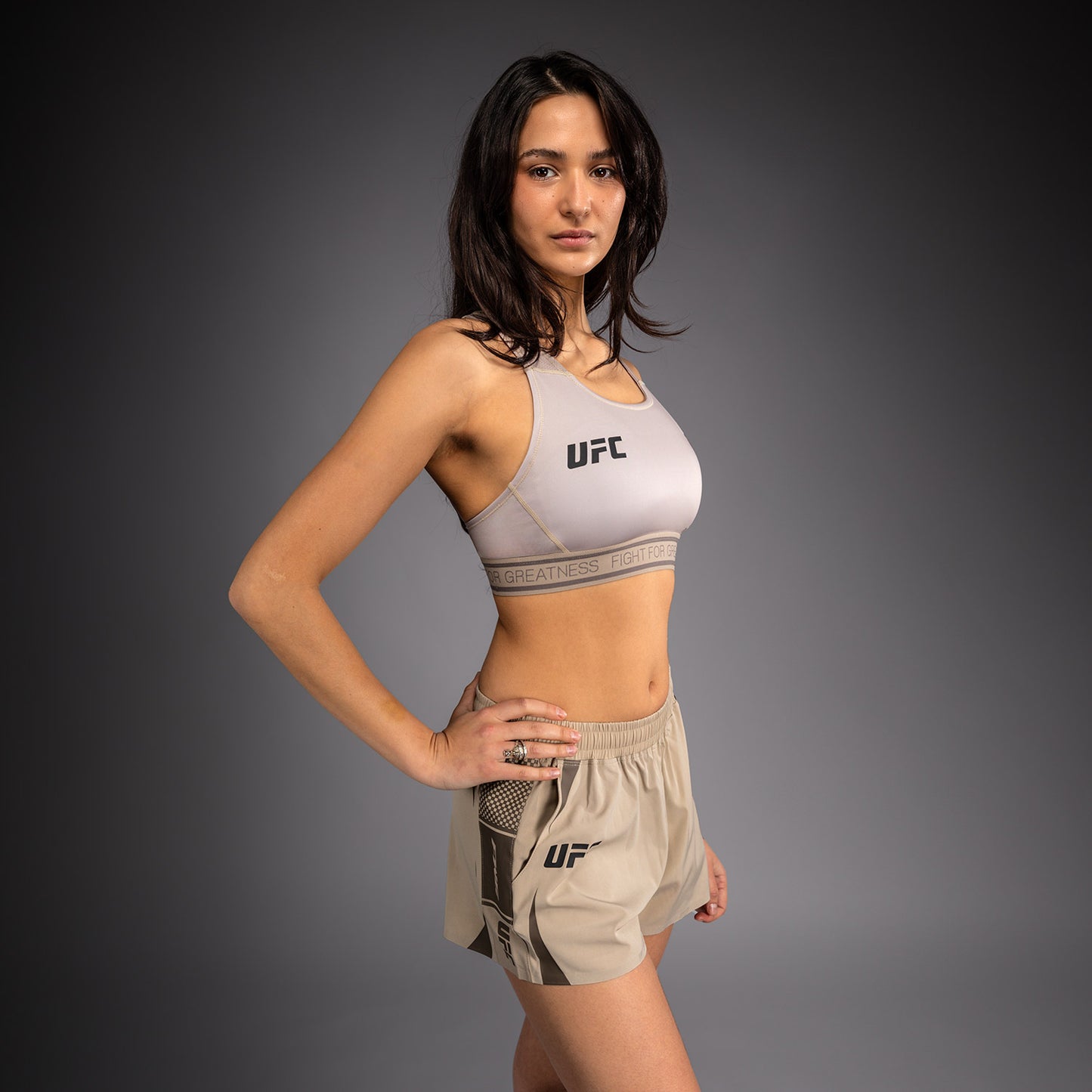 Venum UFC Unity by Venum Authentic Fight Week 여성 스포츠 브라 - 샌드