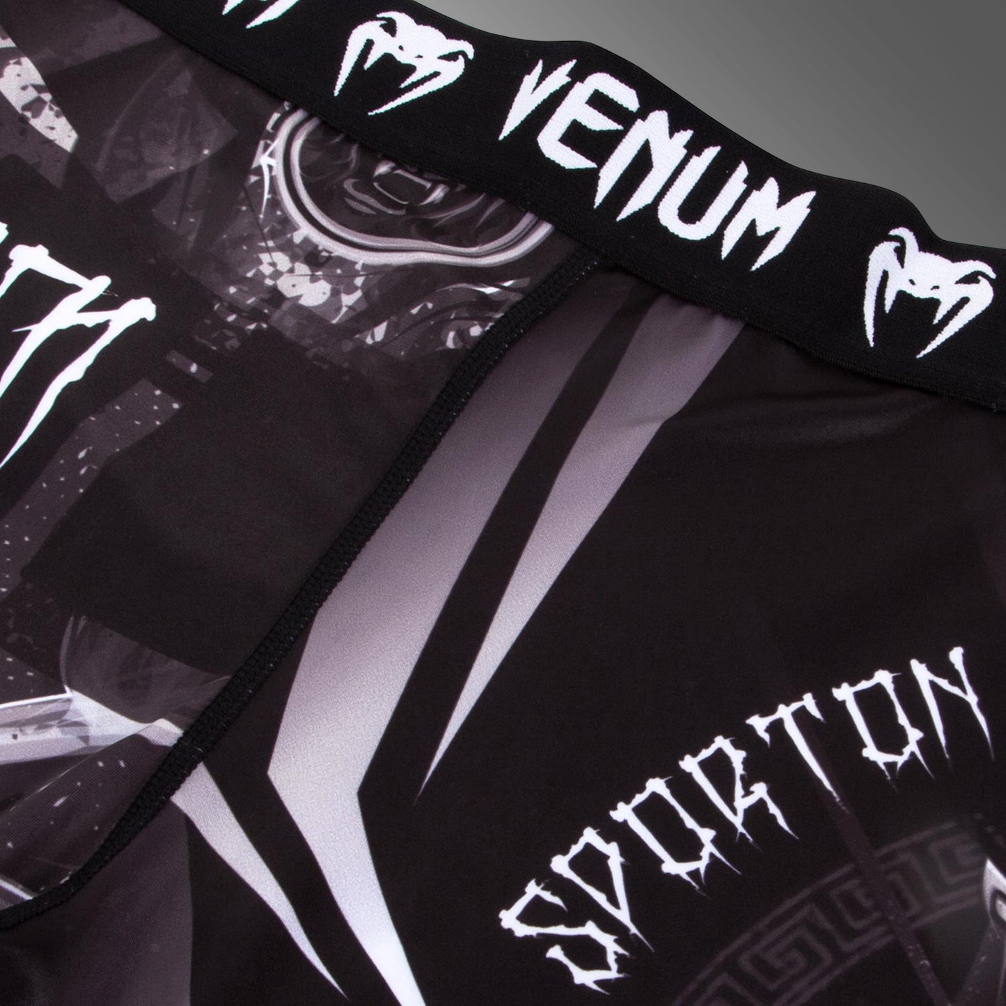 Venum Gladiator 3.0 컴프레션 팬츠 – 블랙/화이트