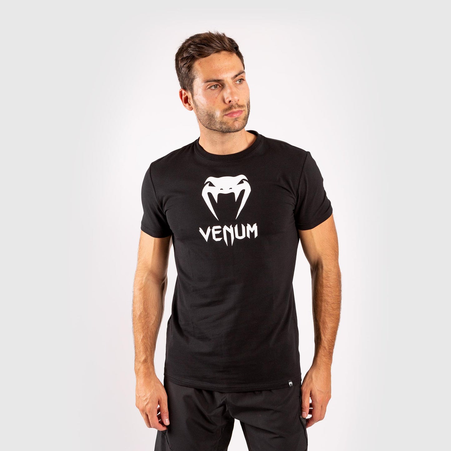 Venum Classic 티셔츠 – 블랙