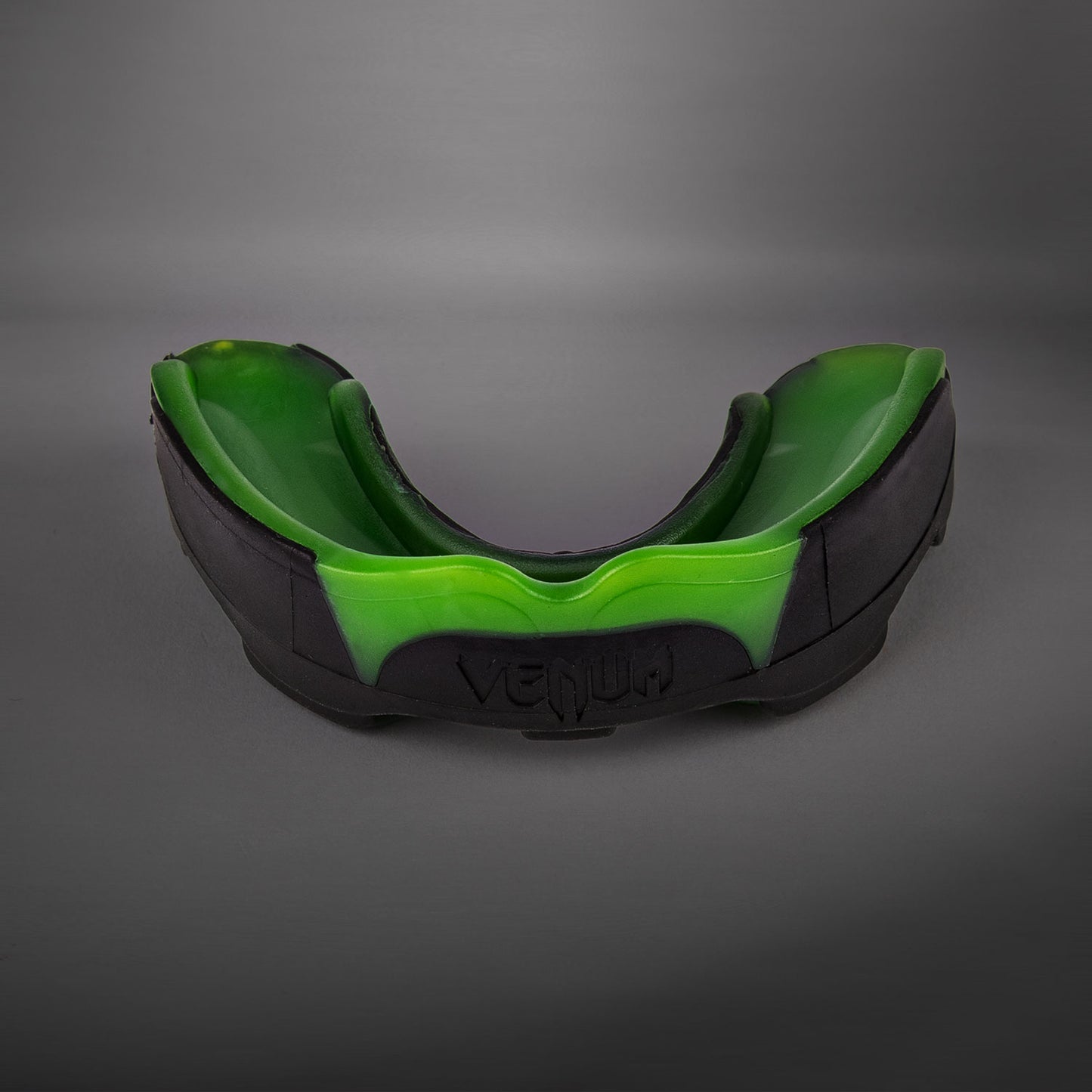 Venum Predator 마우스피스