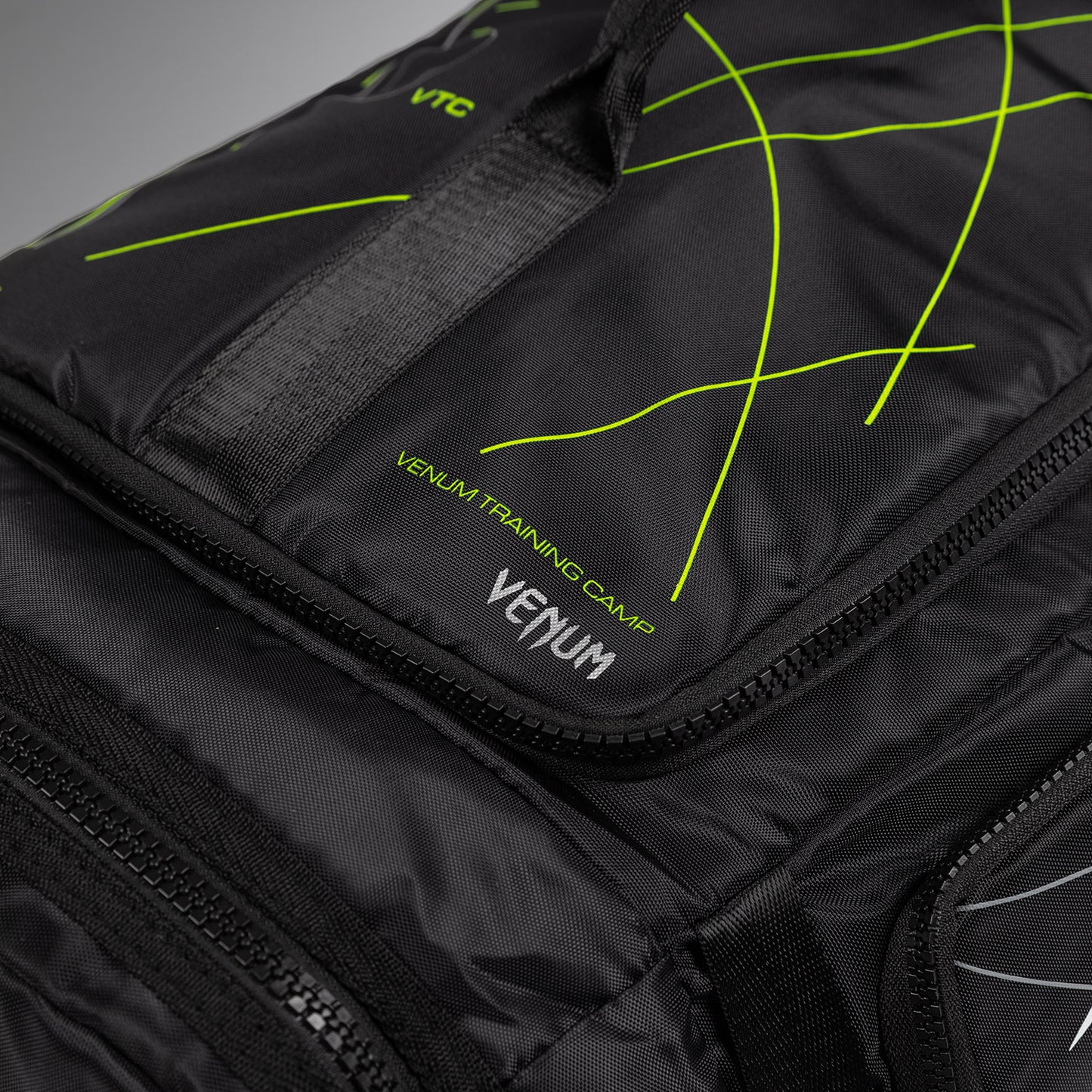 Venum Training Camp 4.0 스포츠백 – 블랙/네온 옐로우