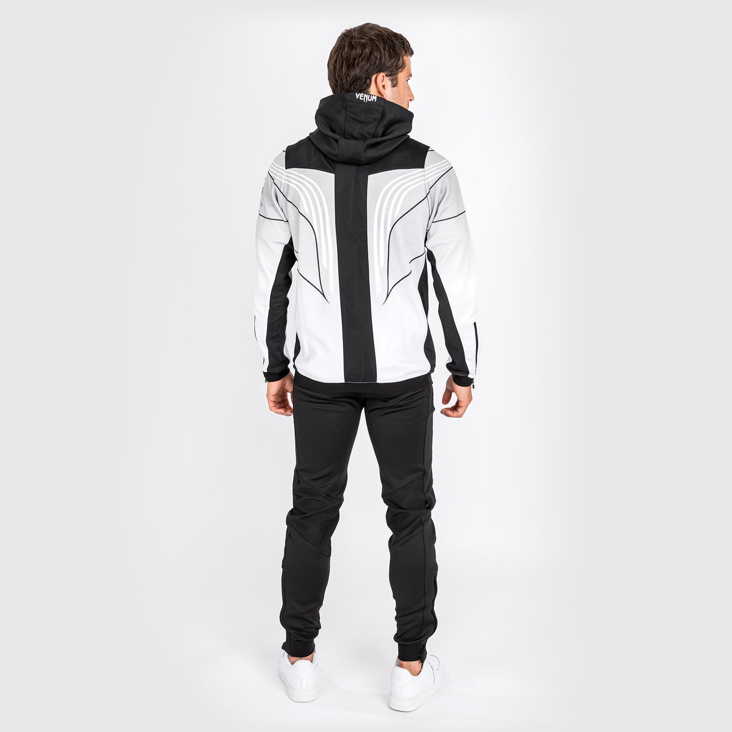 UFC Venum Authentic Fight Night 2.0 키트 by Venum 남성용 워크아웃 후디 – 화이트