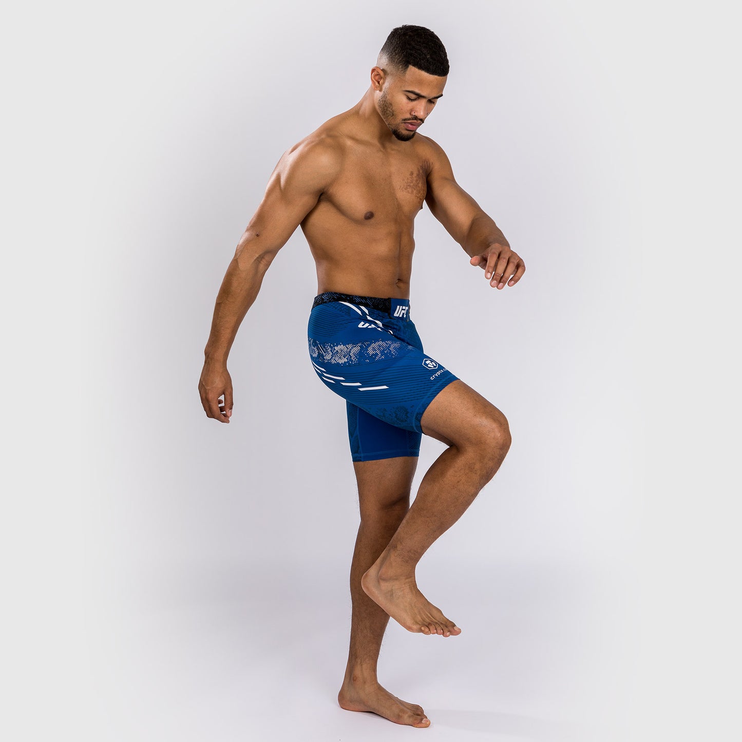 UFC Adrenaline by Venum Authentic Fight Night 남성용 발리 투도 쇼츠 – 블루