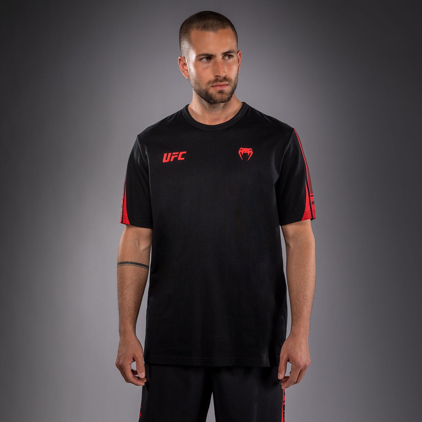 Venum UFC Unity by Venum Authentic Fight Week 남성 반팔 티셔츠 - 블랙