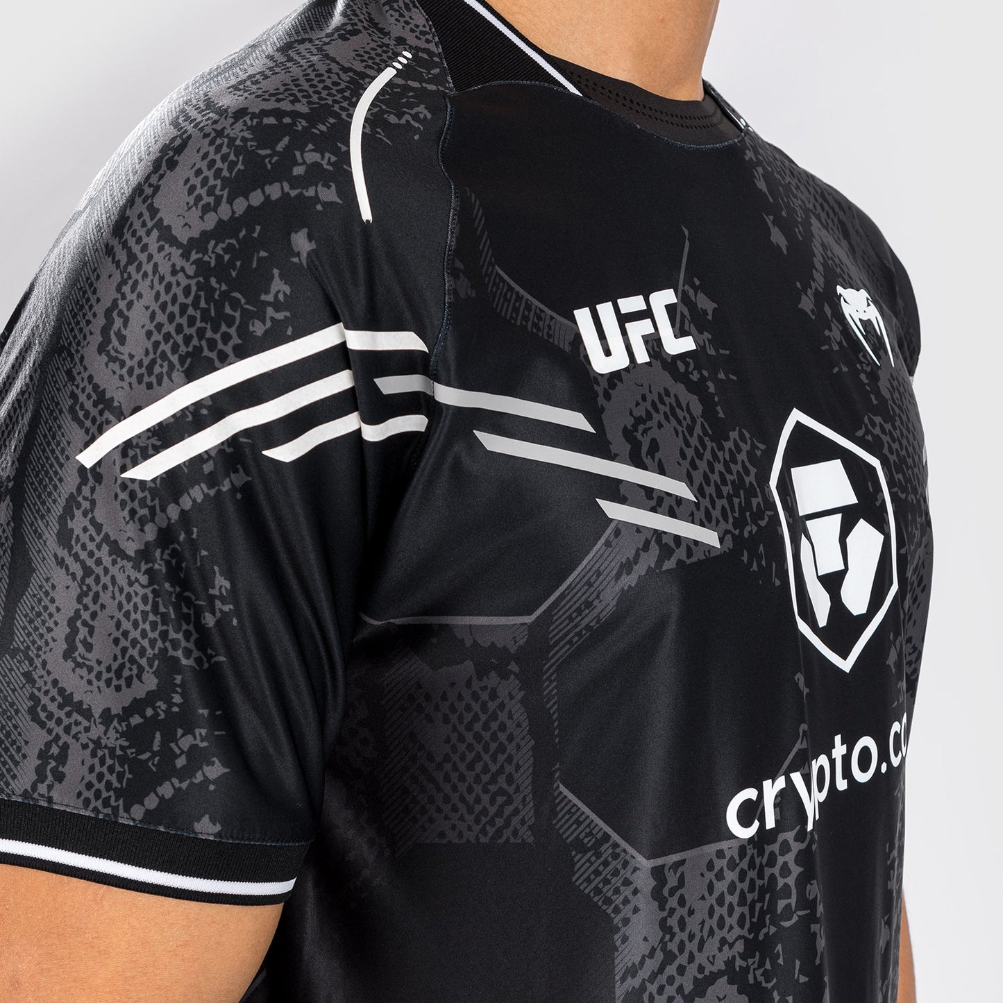 UFC Adrenaline by Venum Authentic Fight Night 남성용 워크아웃 저지 – 블랙