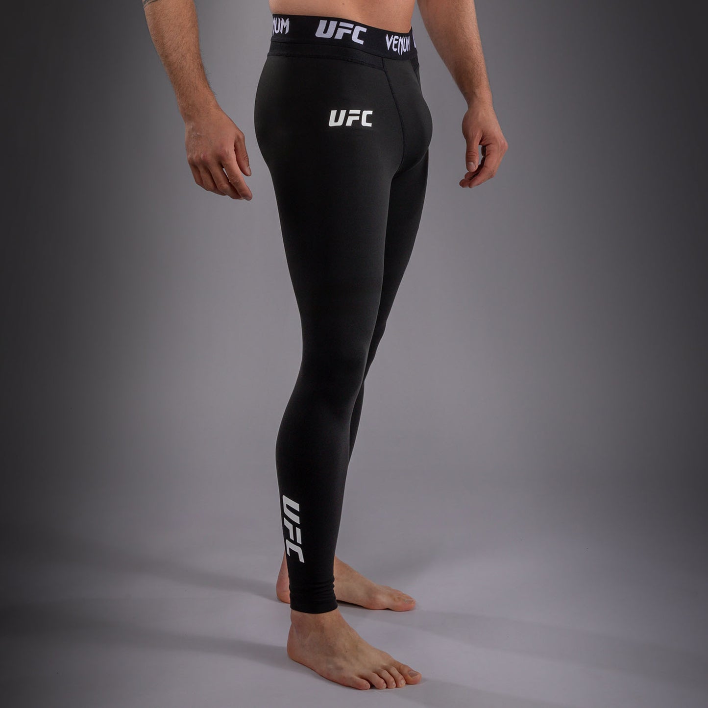 Venum UFC Unity by Venum Authentic Fight Week 남성 기능성 컴프레션 타이츠 - 블랙