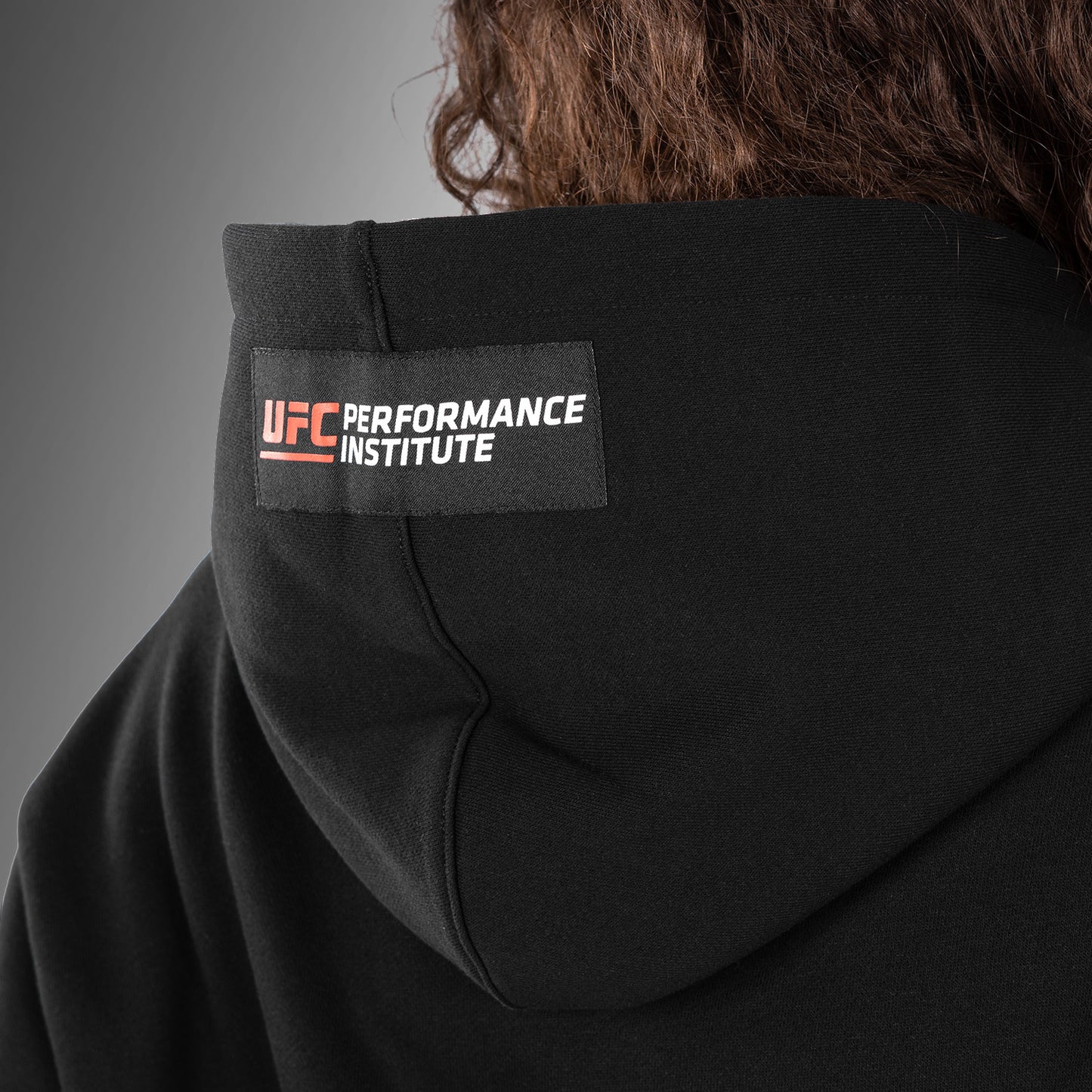 UFC Venum performance institute 2.0 후디 – 블랙/레드