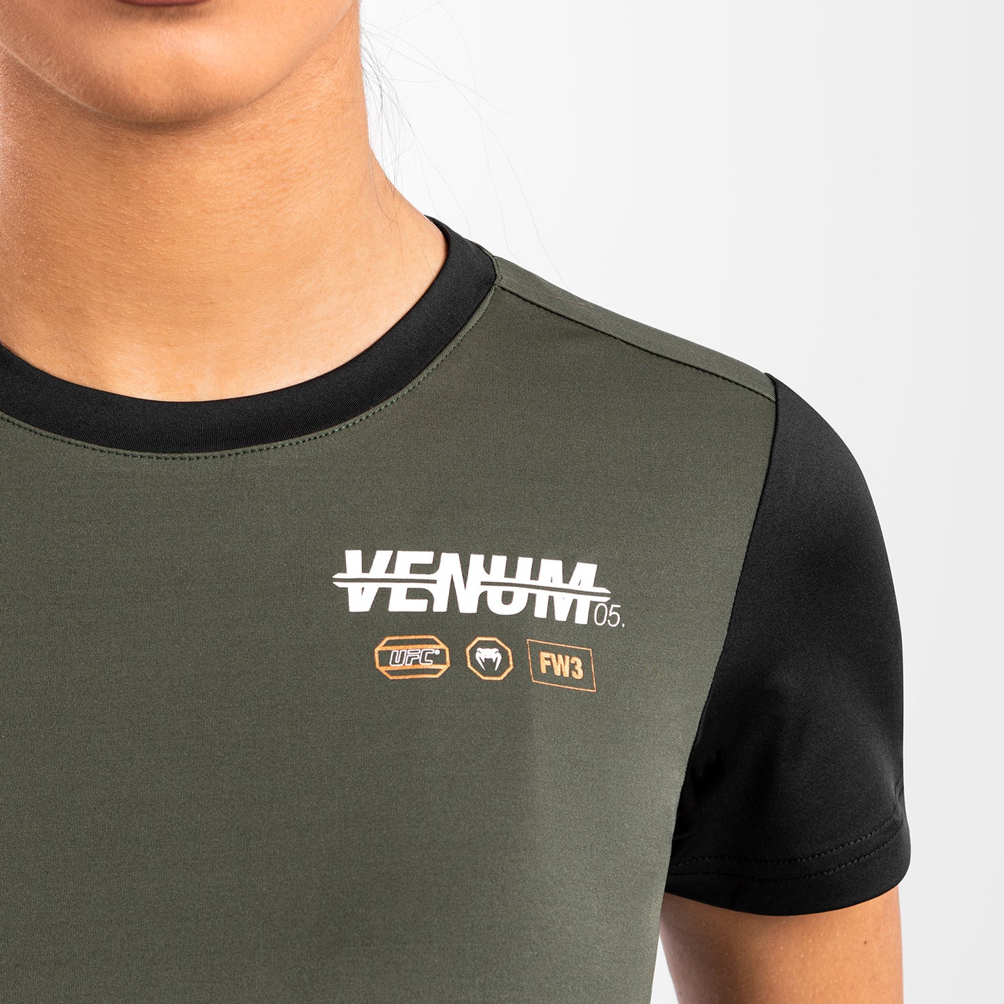 UFC Adrenaline by Venum Fight Week 여성용 드라이 테크 티셔츠 – 카키/브론즈