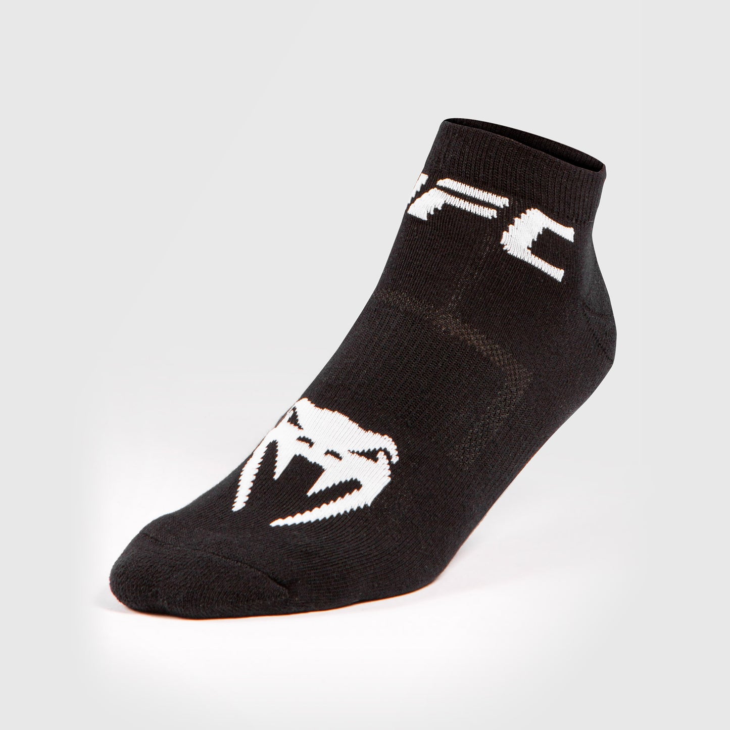 UFC Venum Authentic Fight Week 유니섹스 퍼포먼스 양말 – 블랙